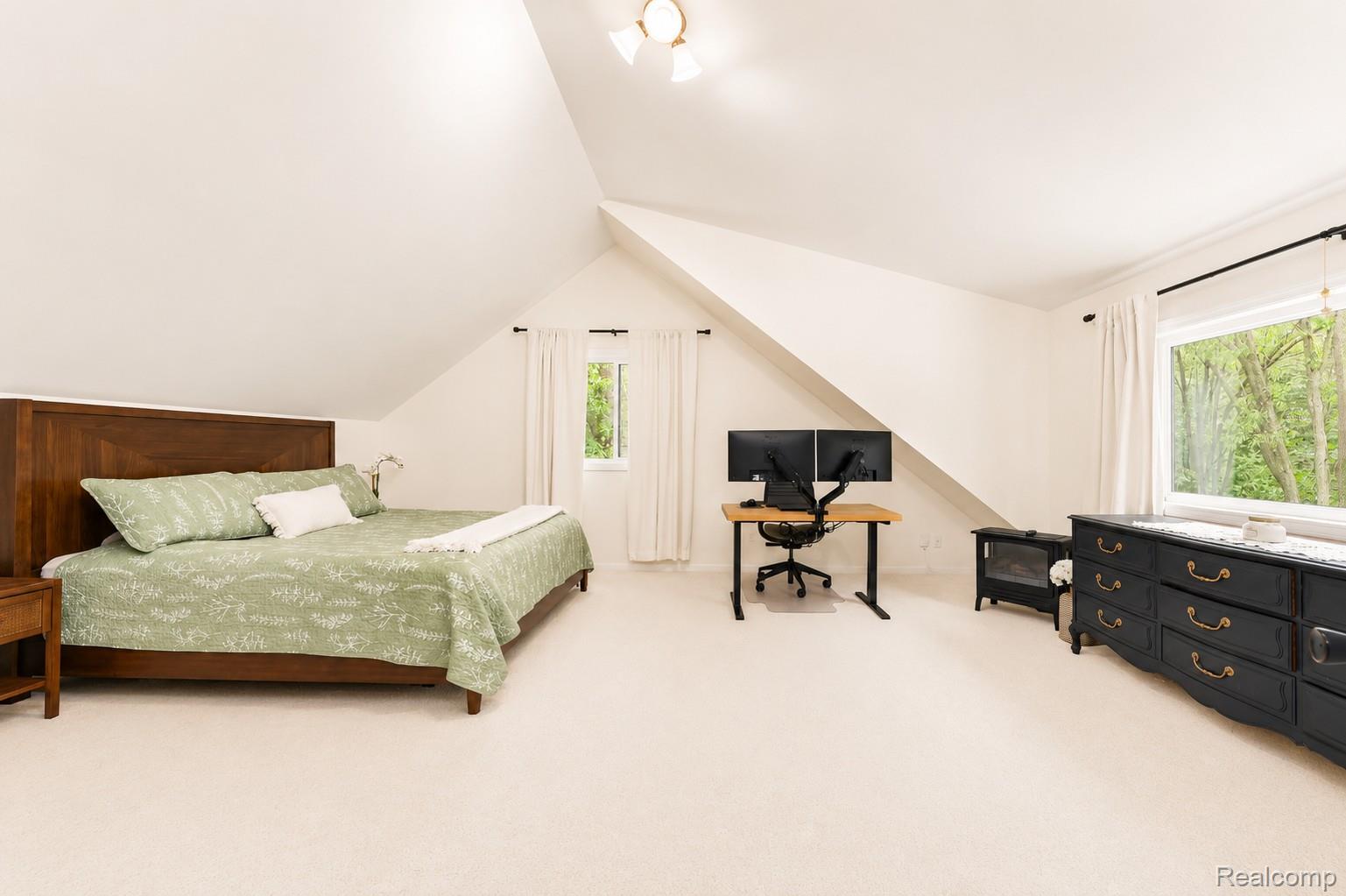 8845 River Valley Road Property Photo 32