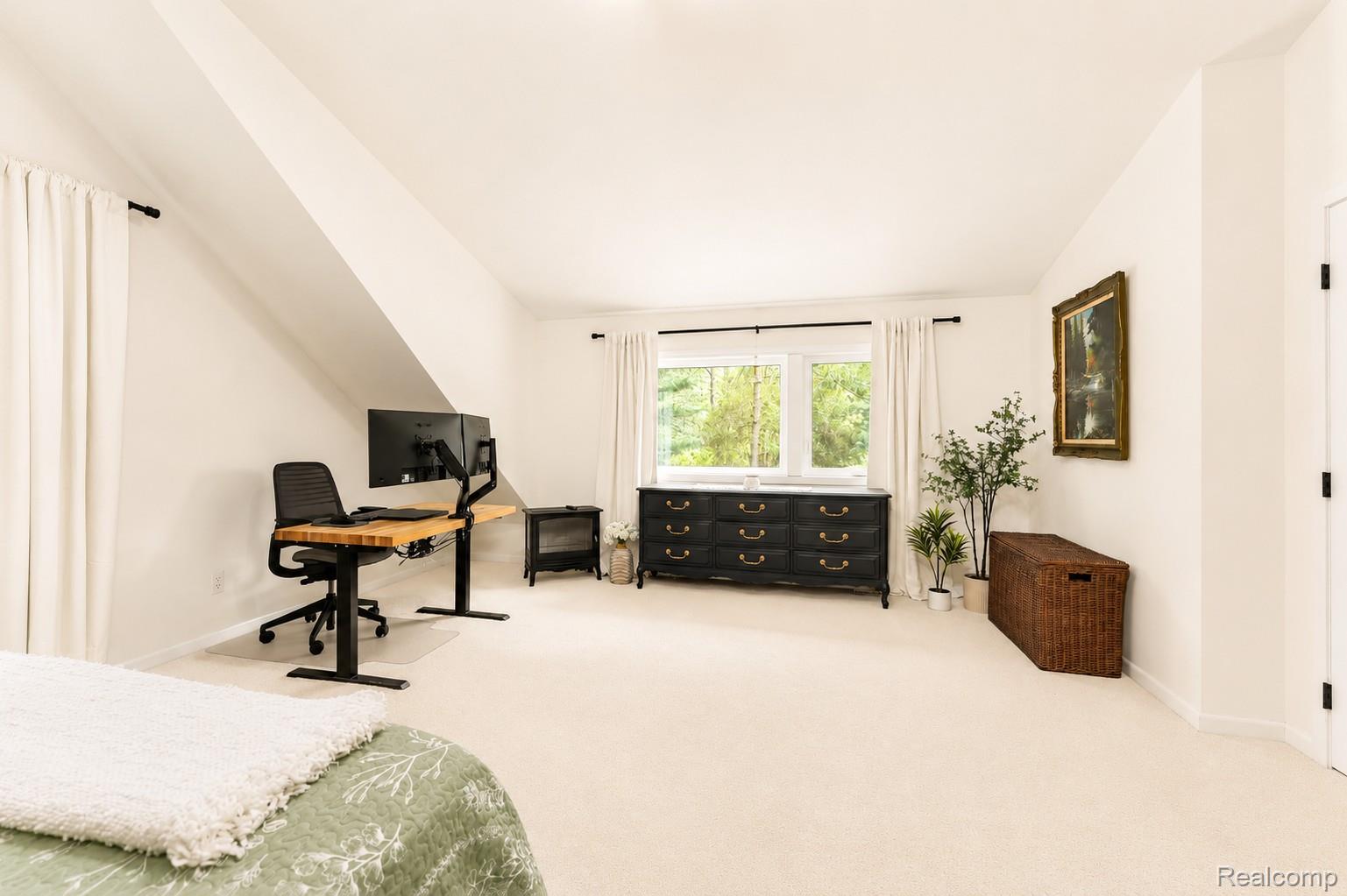 8845 River Valley Road Property Photo 34