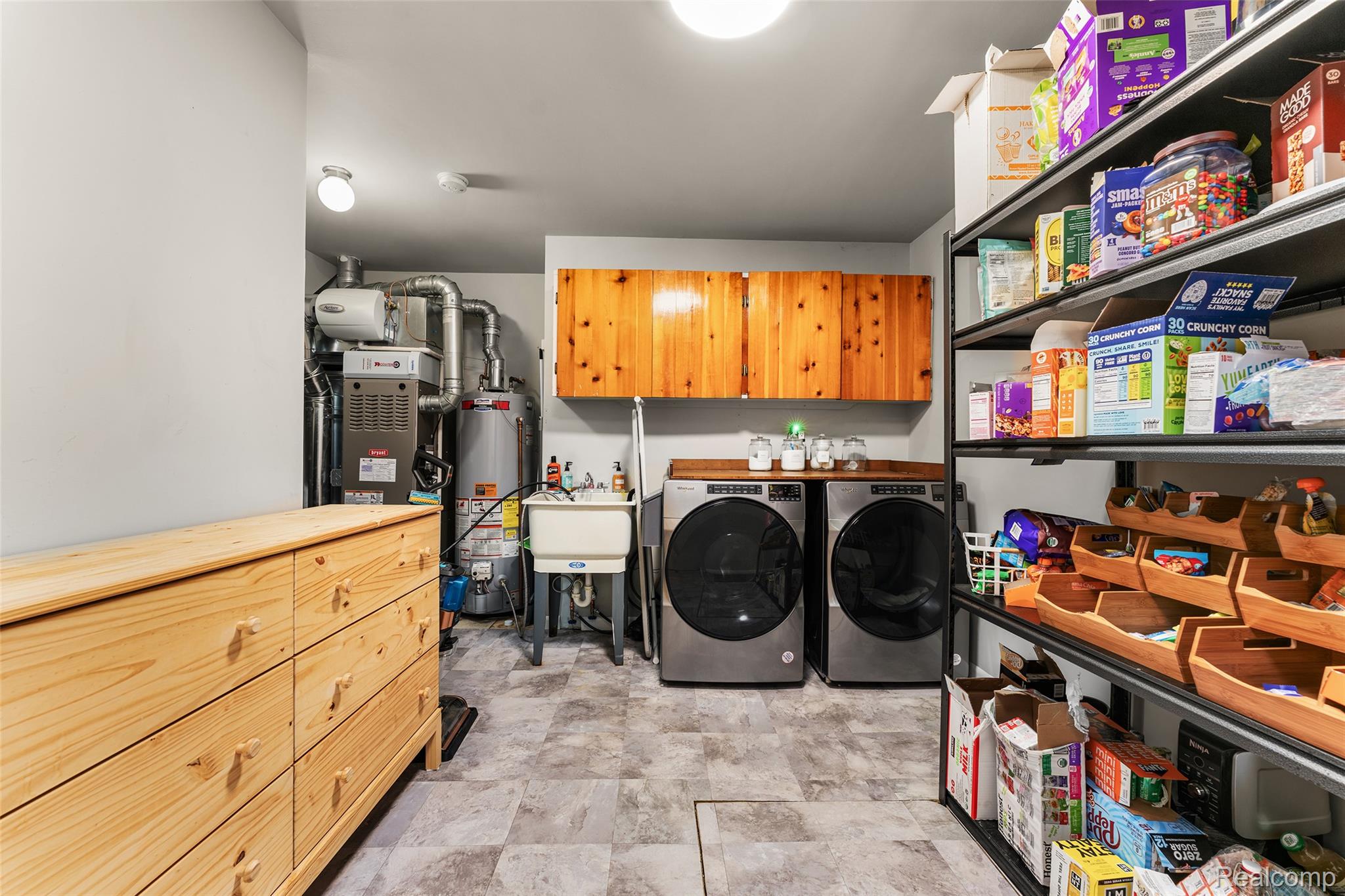 8845 River Valley Road Property Photo 38