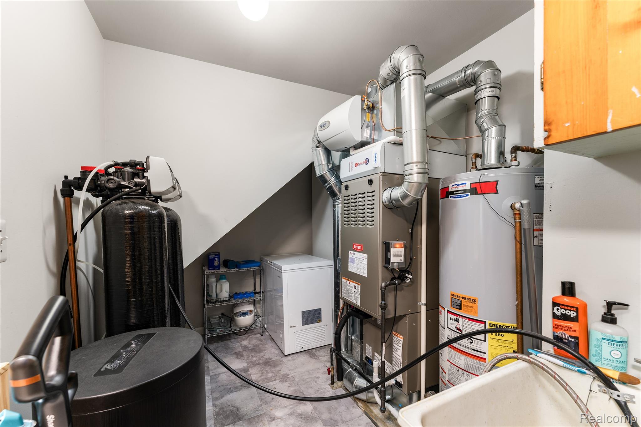 8845 River Valley Road Property Photo 45