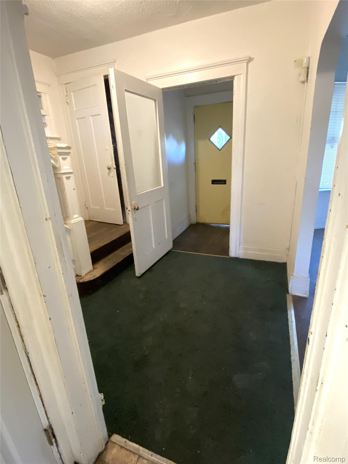 601 Westminster Street Property Photo 4