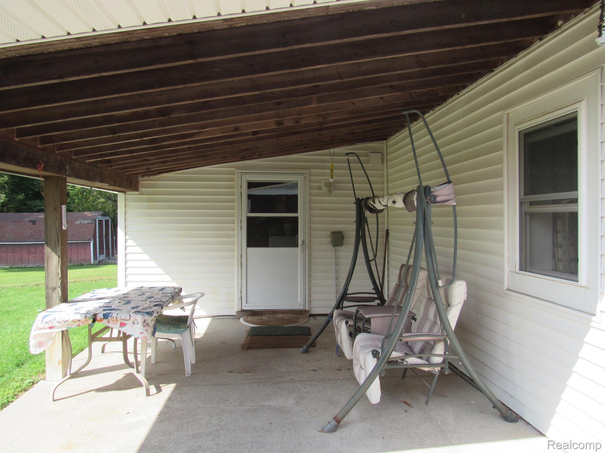 7840 M 65 South Property Photo 5