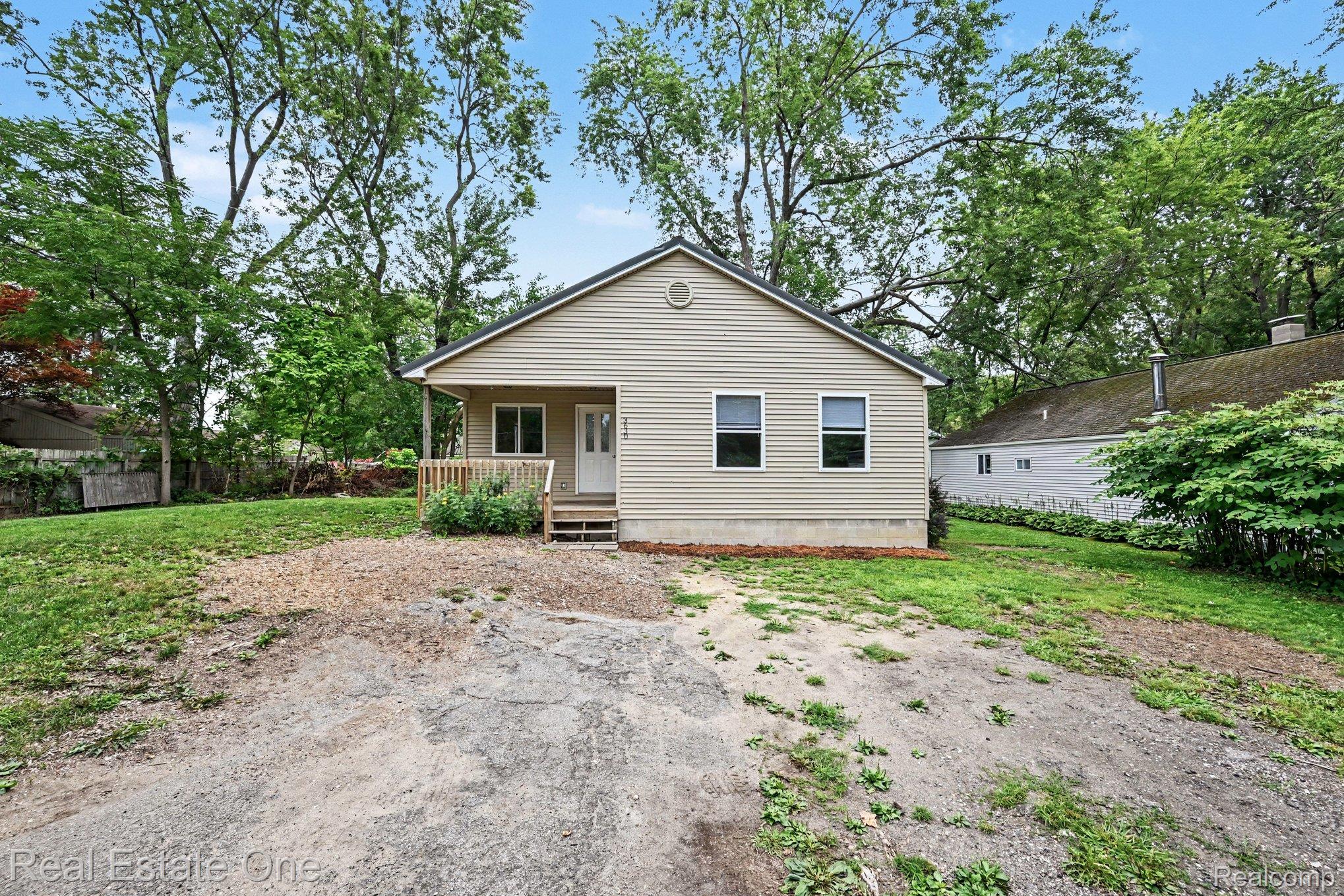 3630 Highland Boulevard Property Photo 1