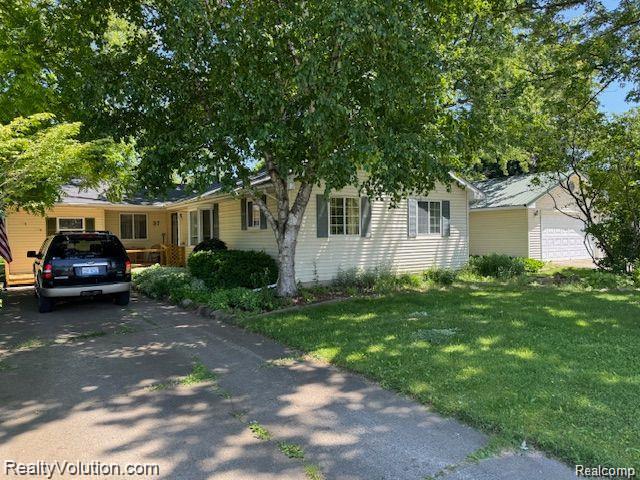 37 Maple Valley Street Property Photo 1