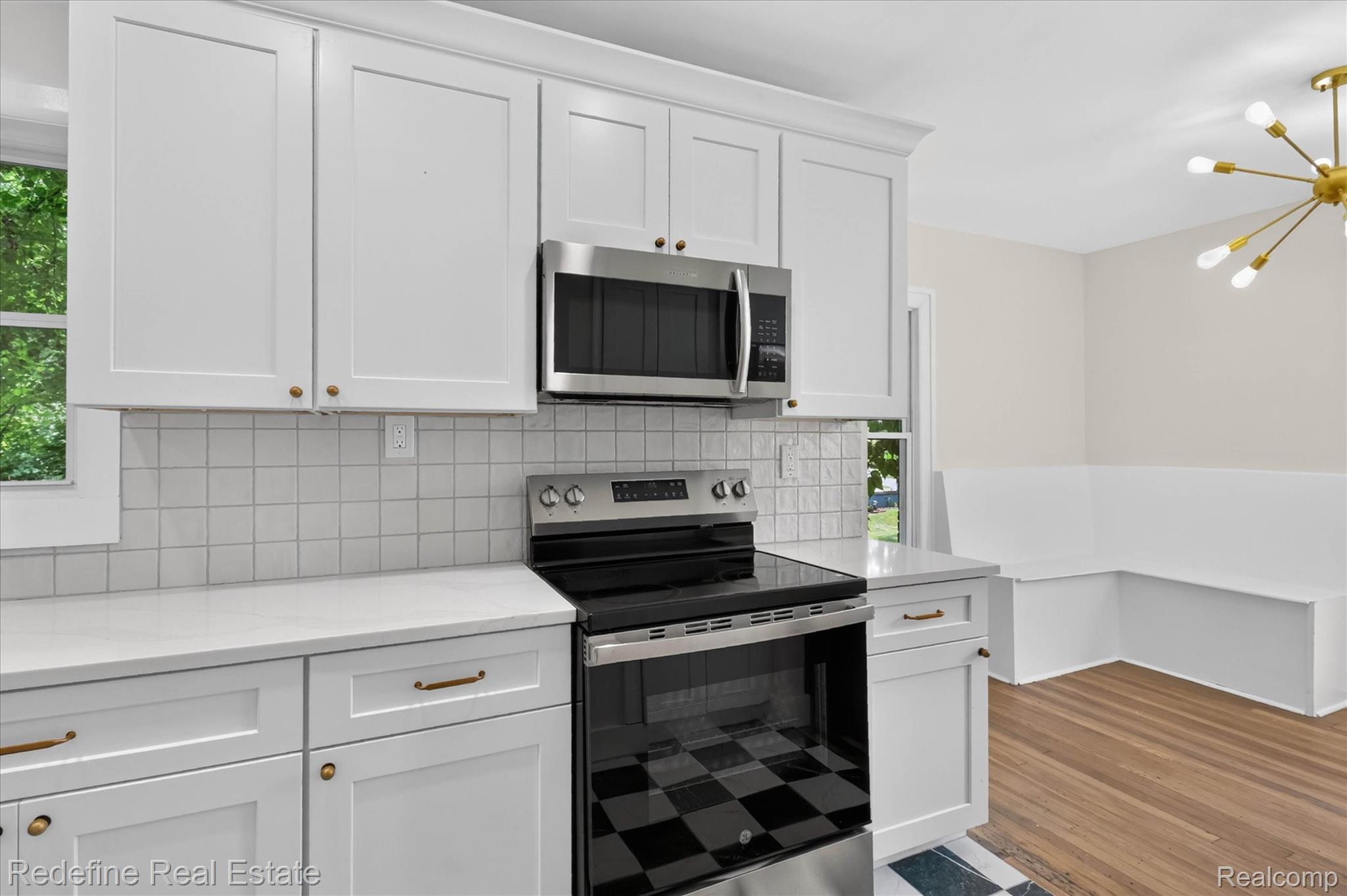 22608 Frisbee Street Property Photo 16