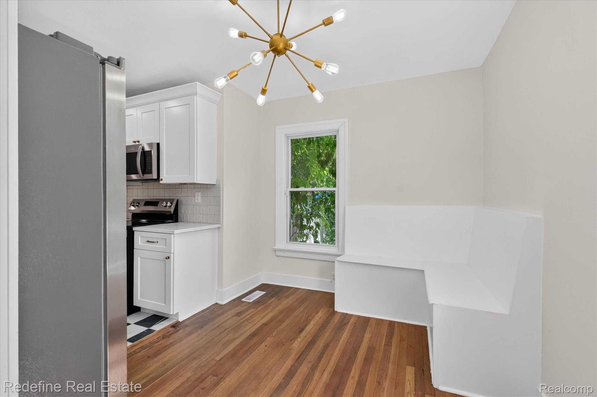 22608 Frisbee Street Property Photo 20