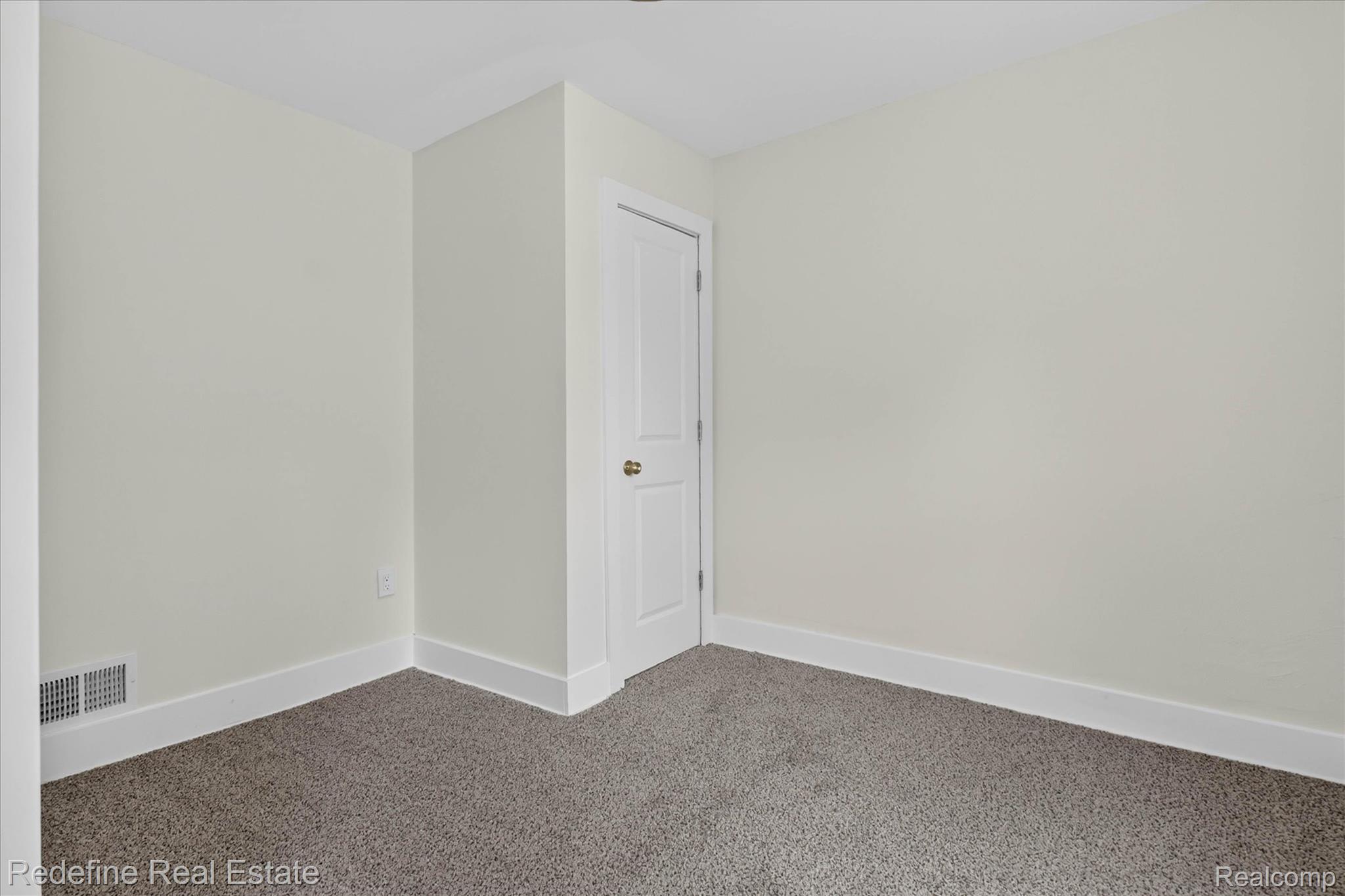 22608 Frisbee Street Property Photo 40