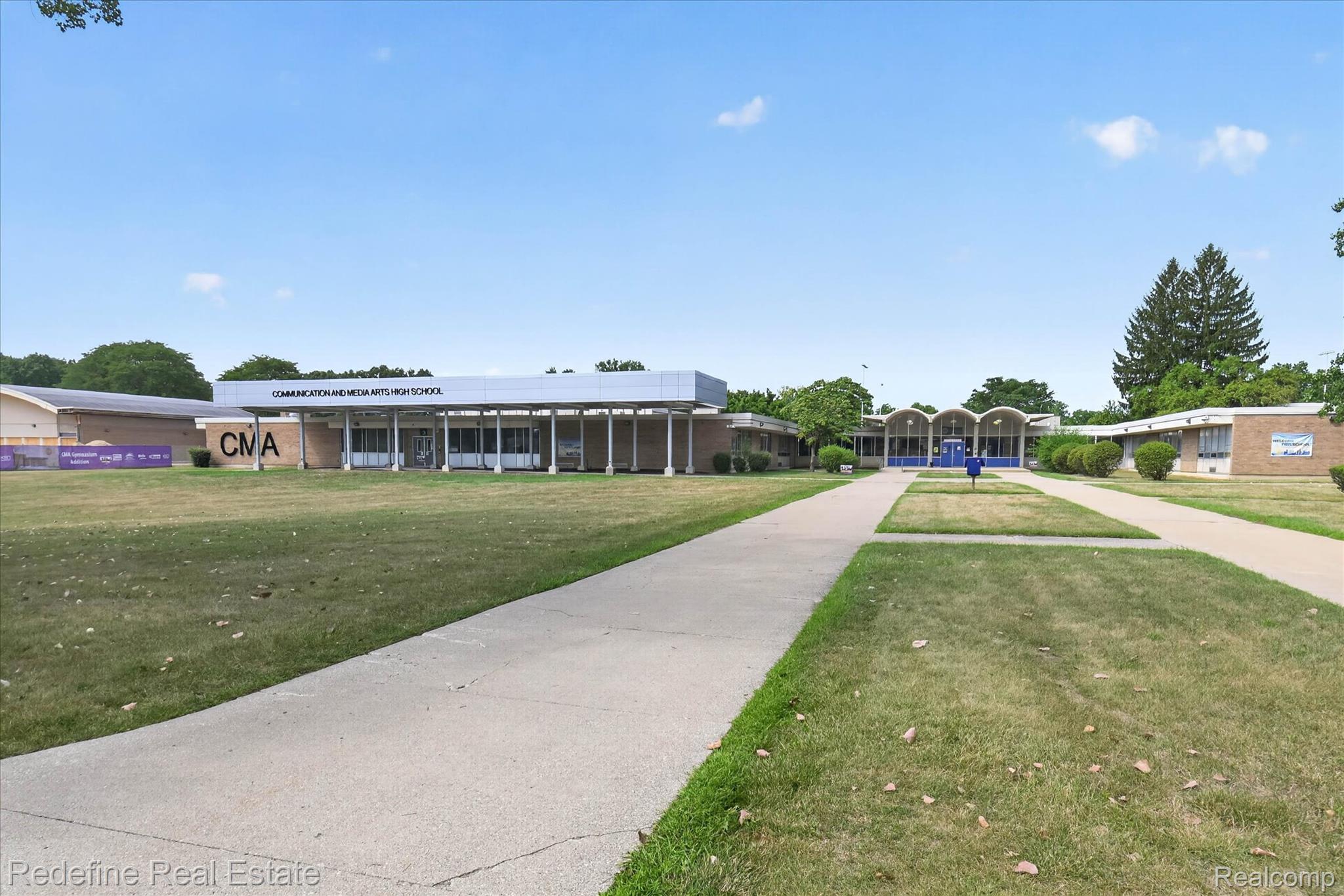 22608 Frisbee Street Property Photo 47