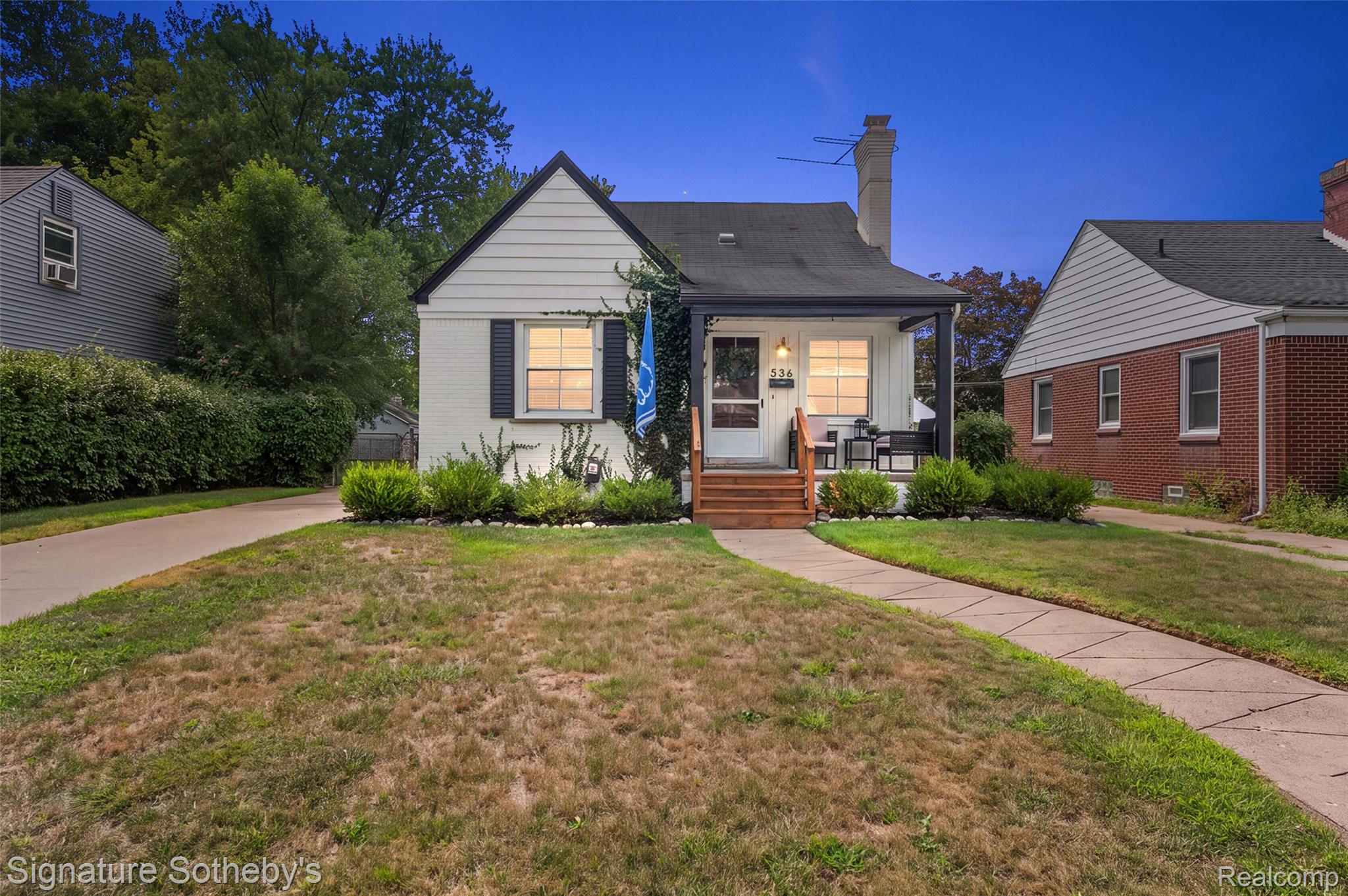 536 S Marias Avenue Property Photo 1