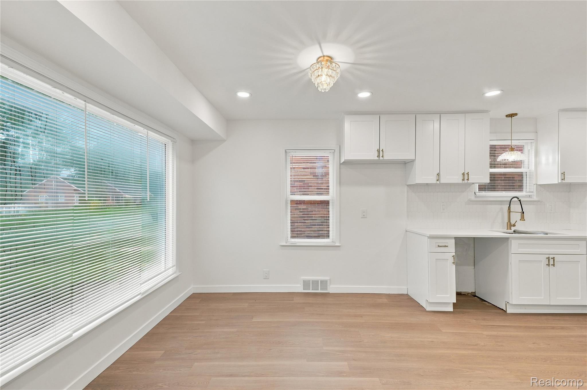 14119 Edmore Drive Property Photo 13