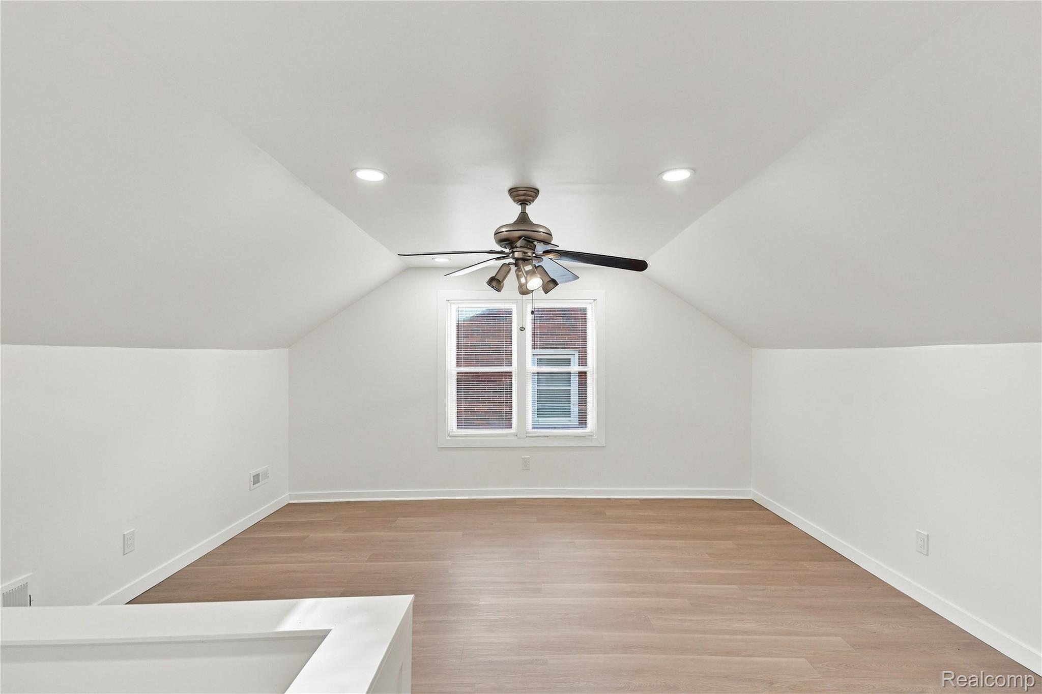 14119 Edmore Drive Property Photo 21