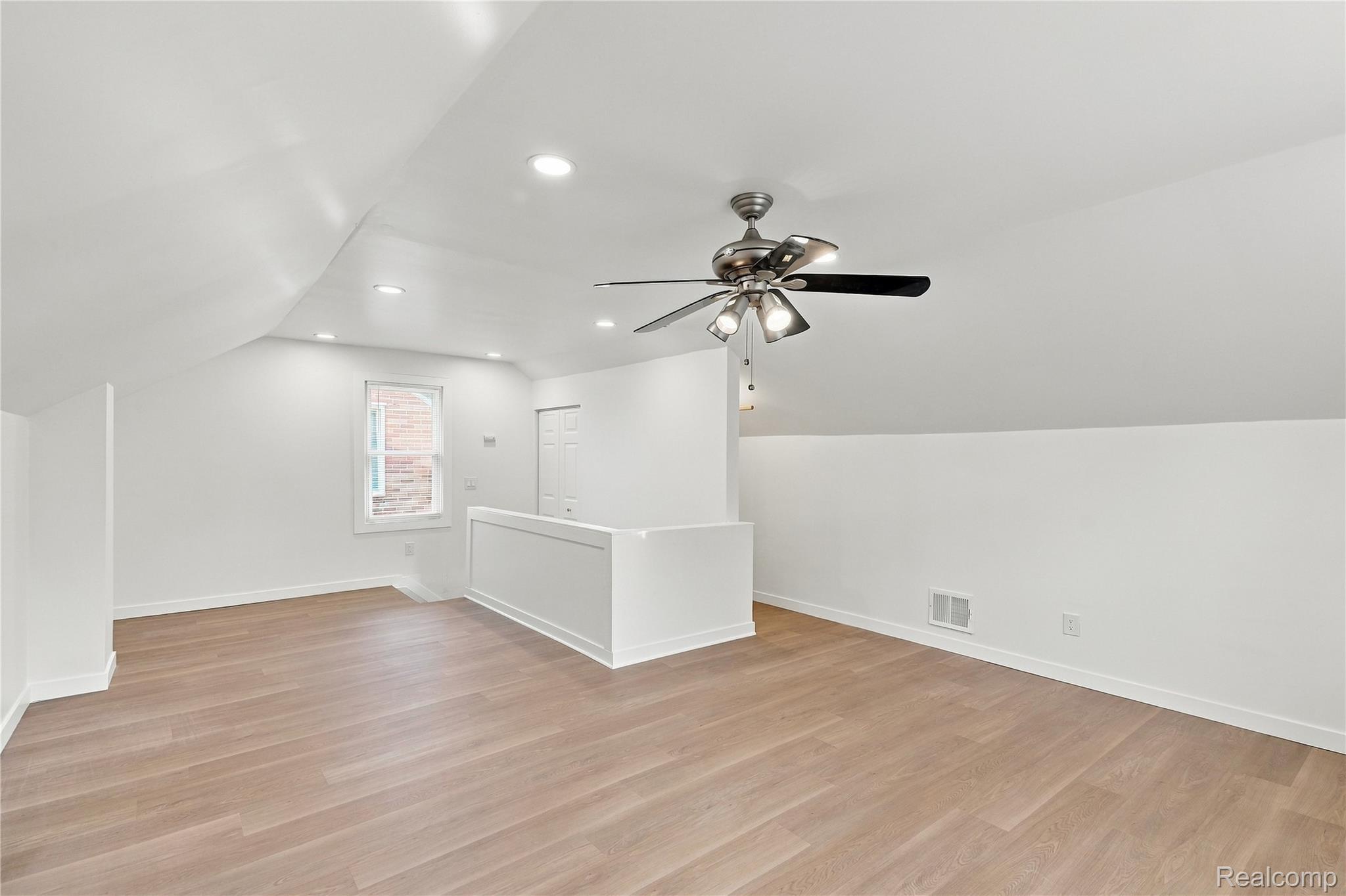 14119 Edmore Drive Property Photo 22