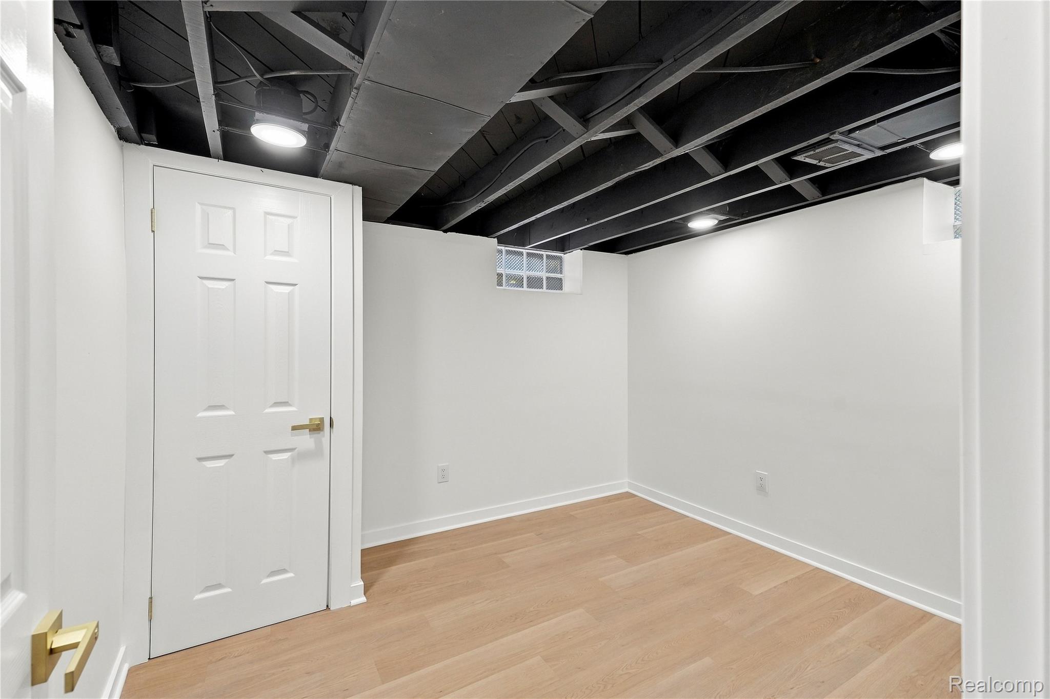 14119 Edmore Drive Property Photo 31