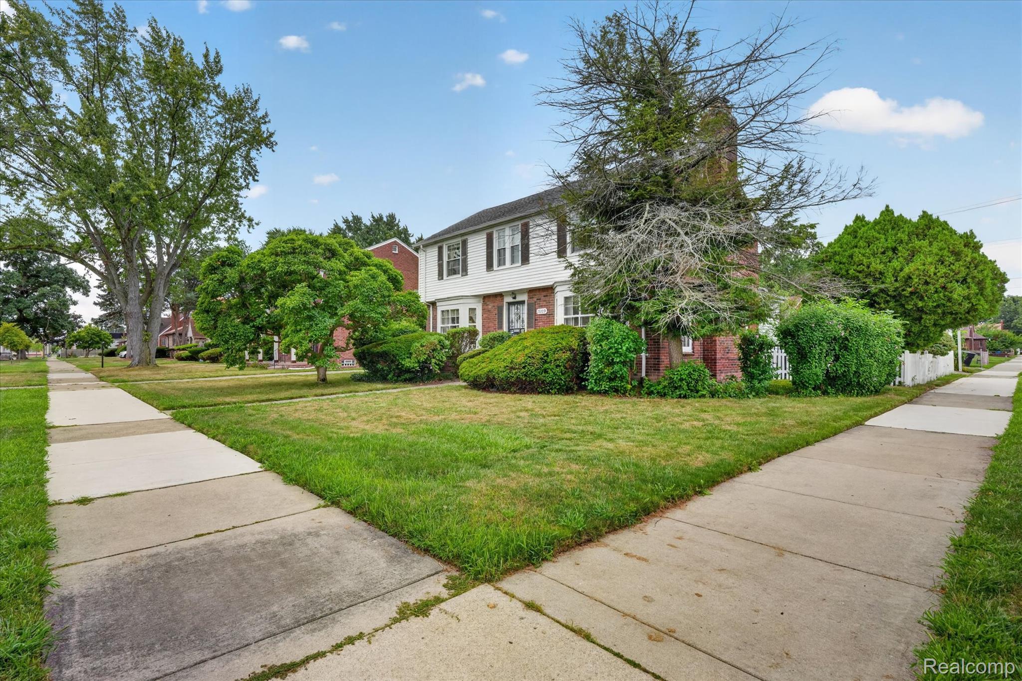19209 Lauder Street Property Photo 3