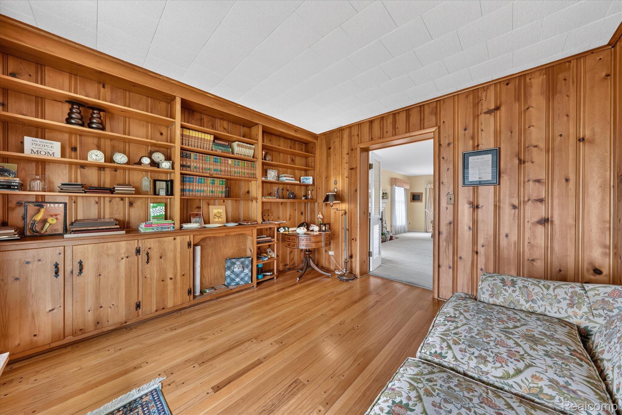 19209 Lauder Street Property Photo 14