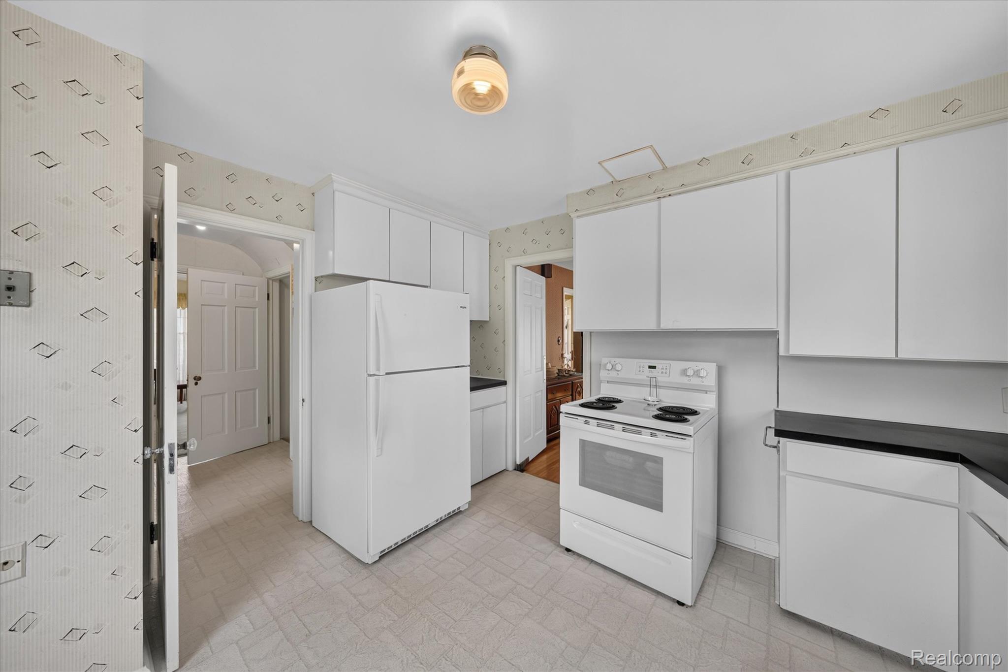 19209 Lauder Street Property Photo 17