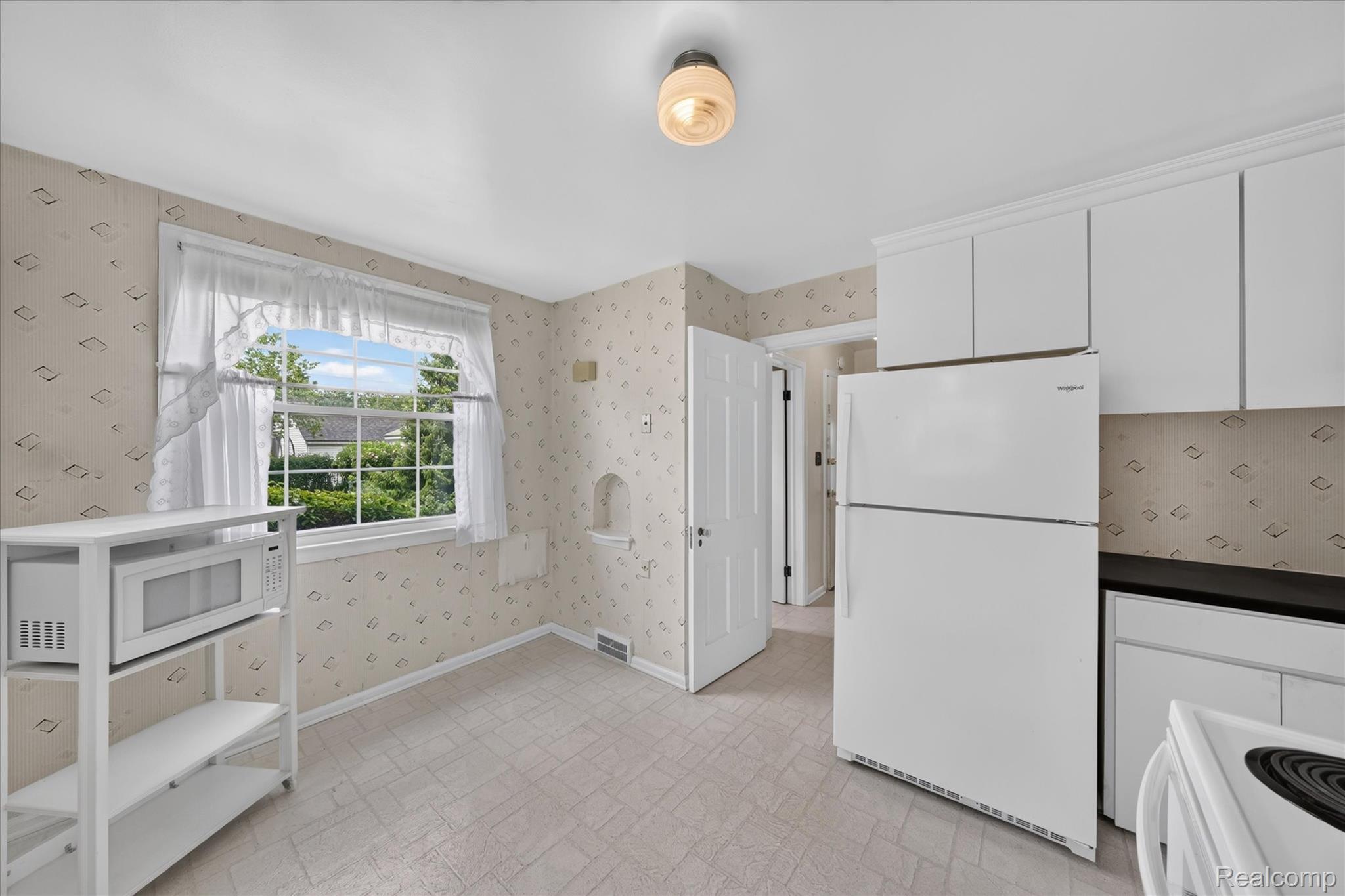 19209 Lauder Street Property Photo 18