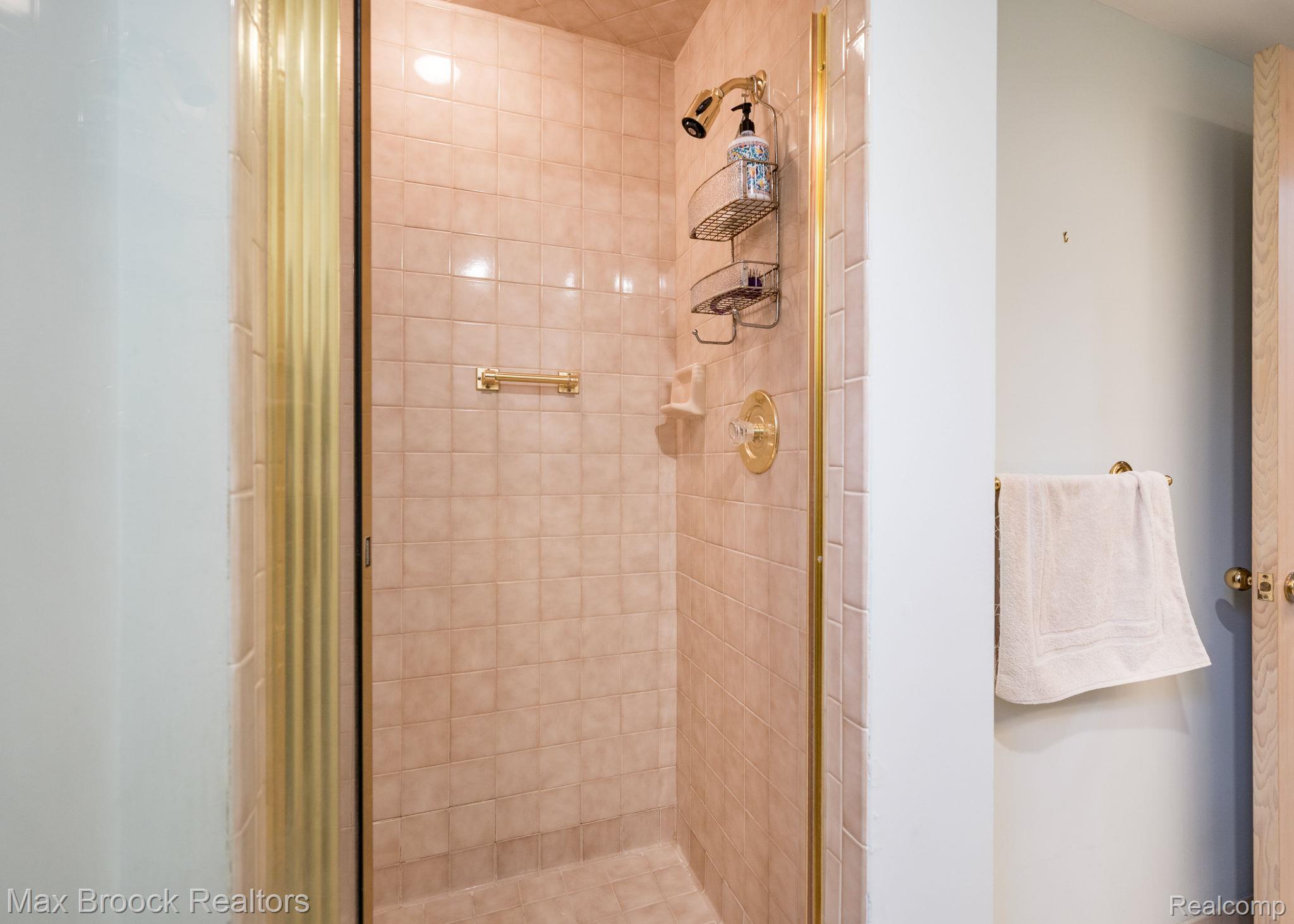 25461 Tweed Drive Property Photo 25