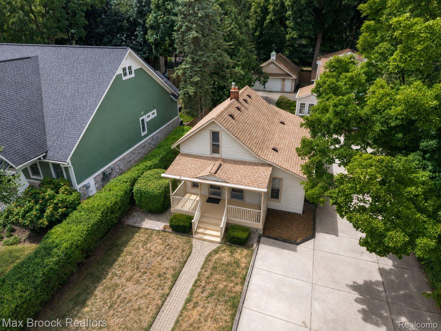 364 S Wing Street Property Photo 3