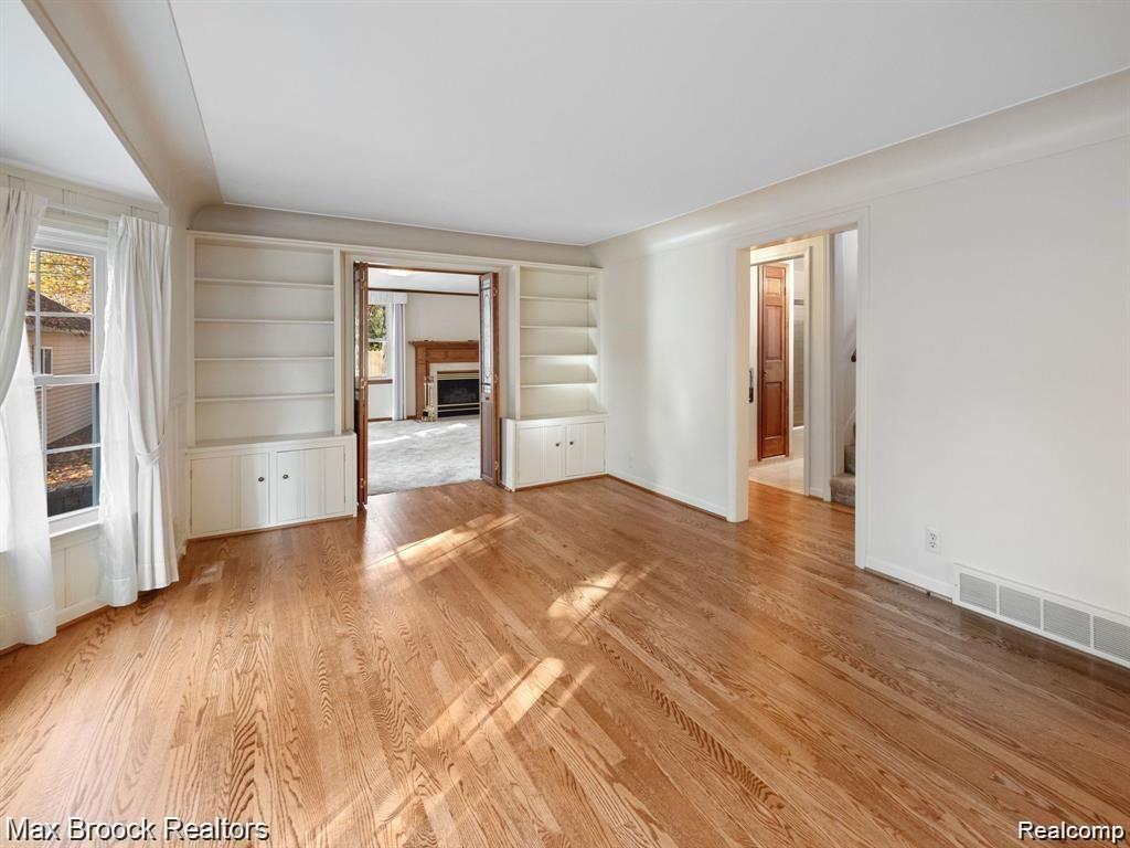 364 S Wing Street Property Photo 22