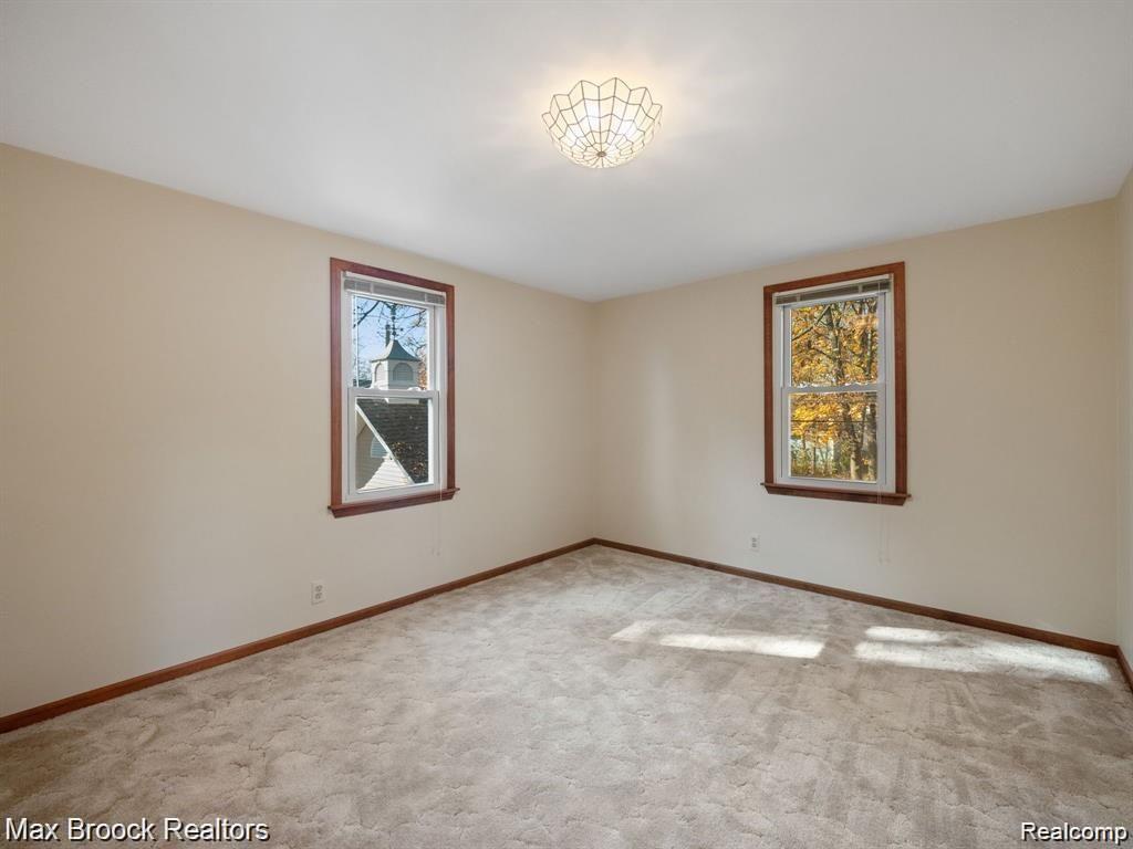 364 S Wing Street Property Photo 37