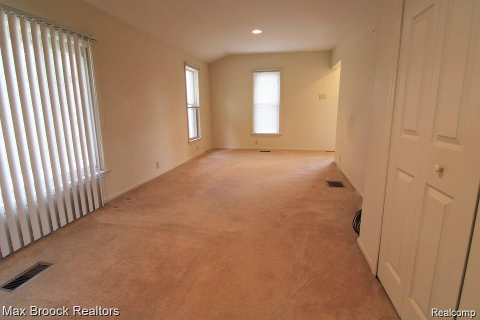 364 S Wing Street Property Photo 54