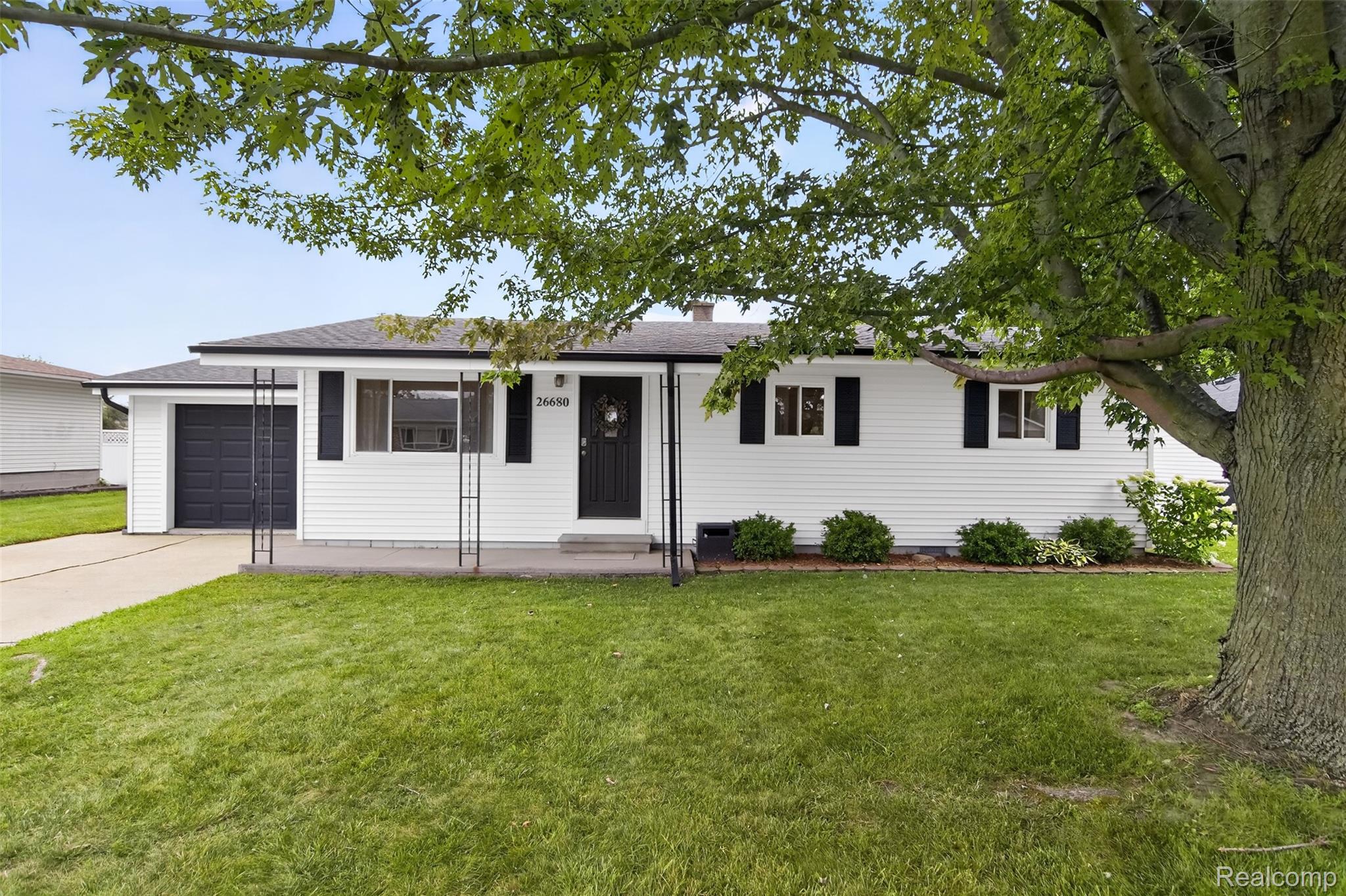 26680 Emma Avenue Property Photo 1