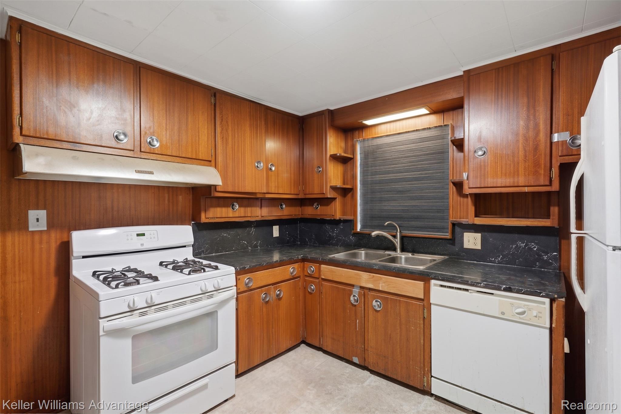 23589 Van Born Road Property Photo 68