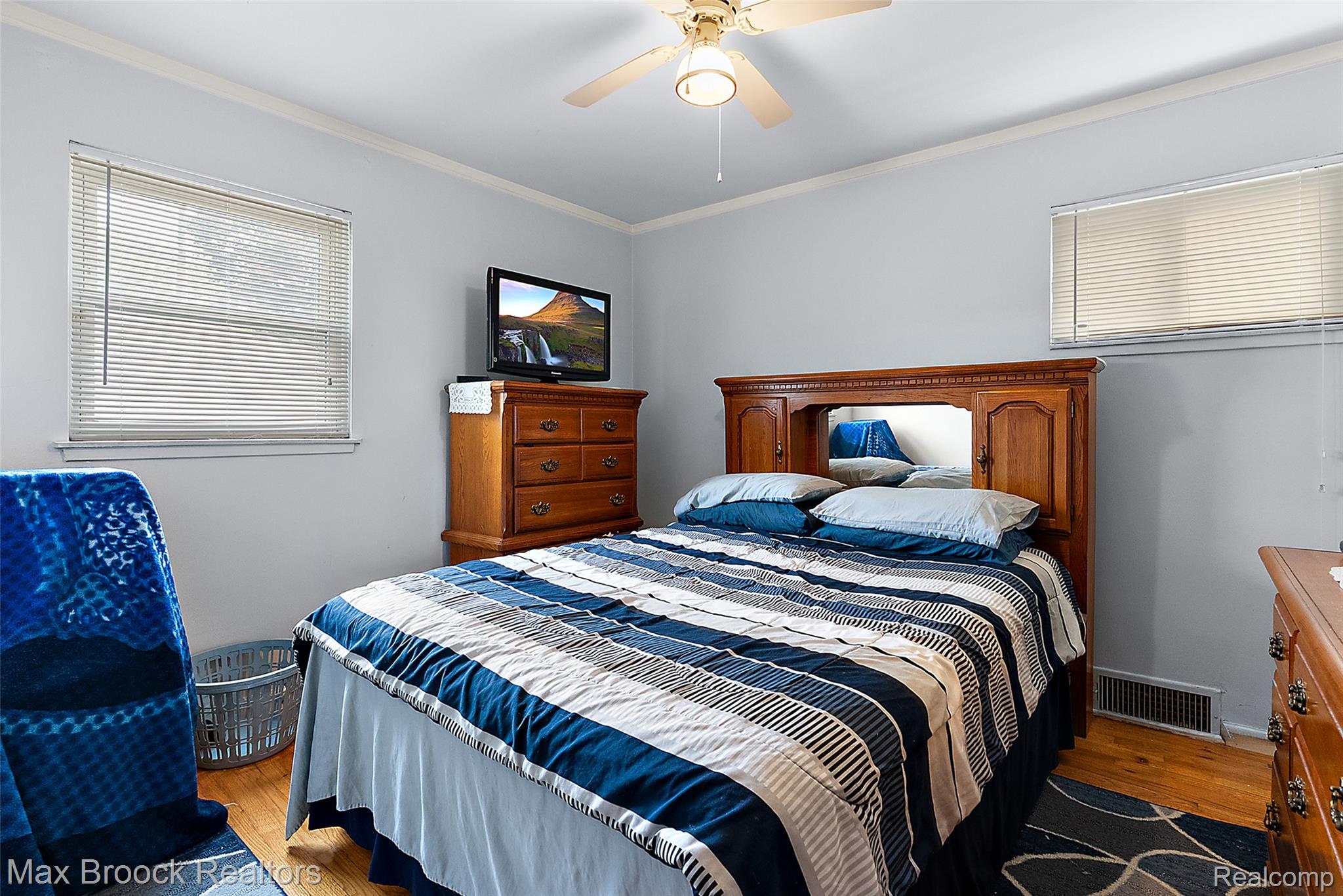15812 Hanover Avenue Property Photo 11