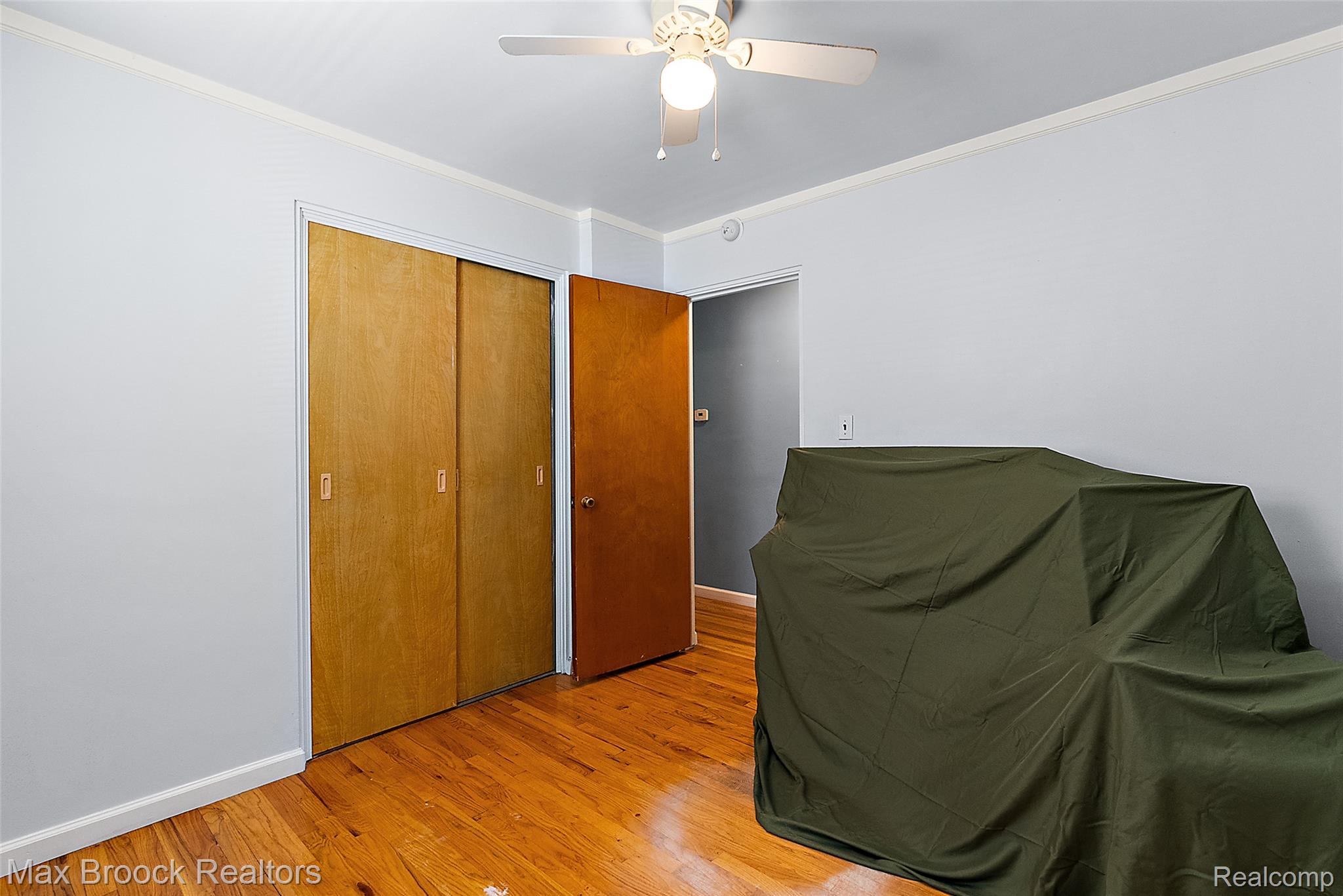 15812 Hanover Avenue Property Photo 16
