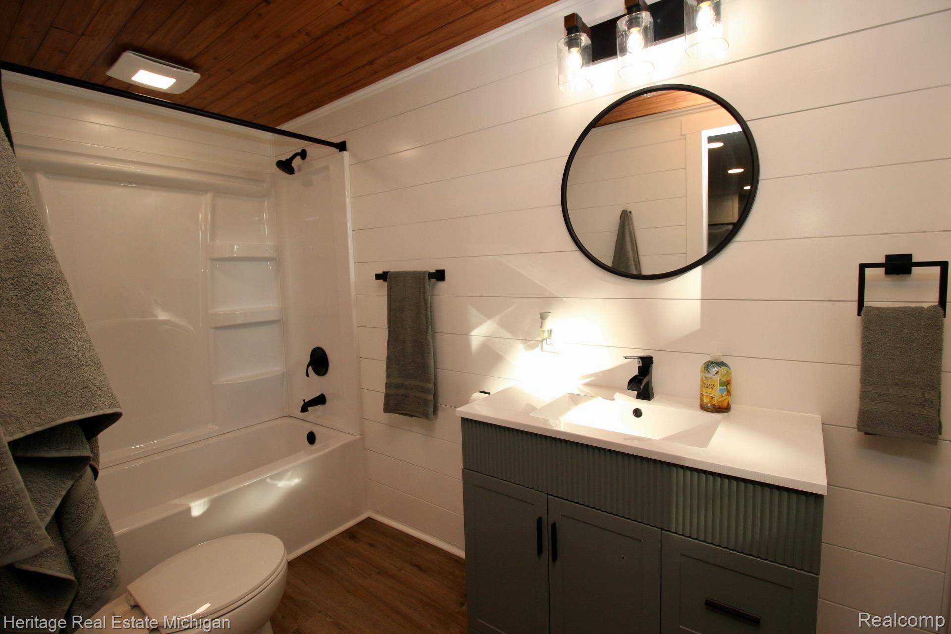 7856 Newberry Road Property Photo 6