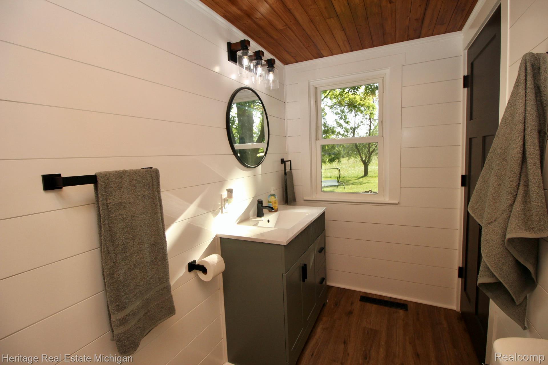 7856 Newberry Road Property Photo 7