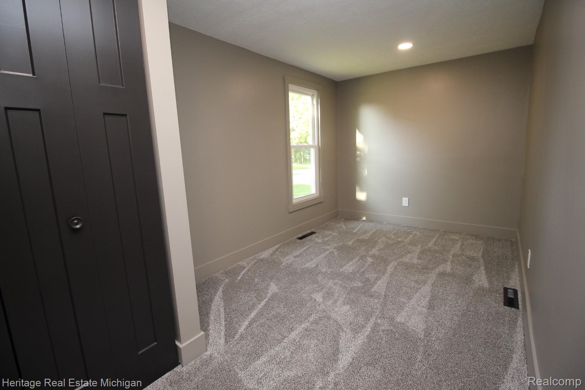 7856 Newberry Road Property Photo 11