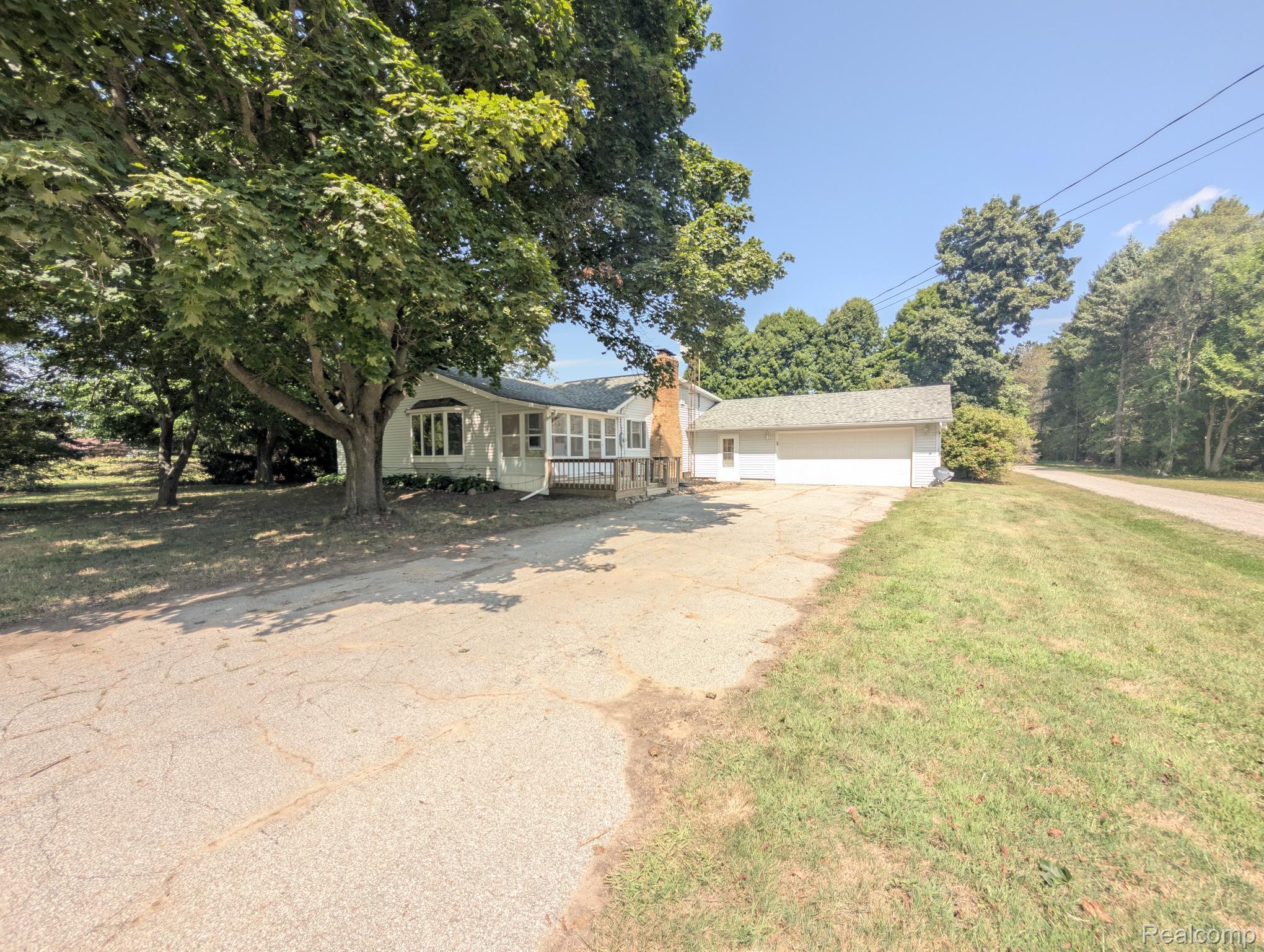 6240 W Wilson Road Property Photo 1