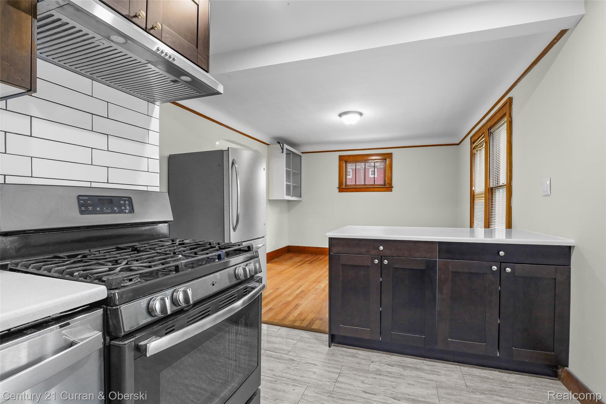 6401 Payne Avenue Property Photo 13