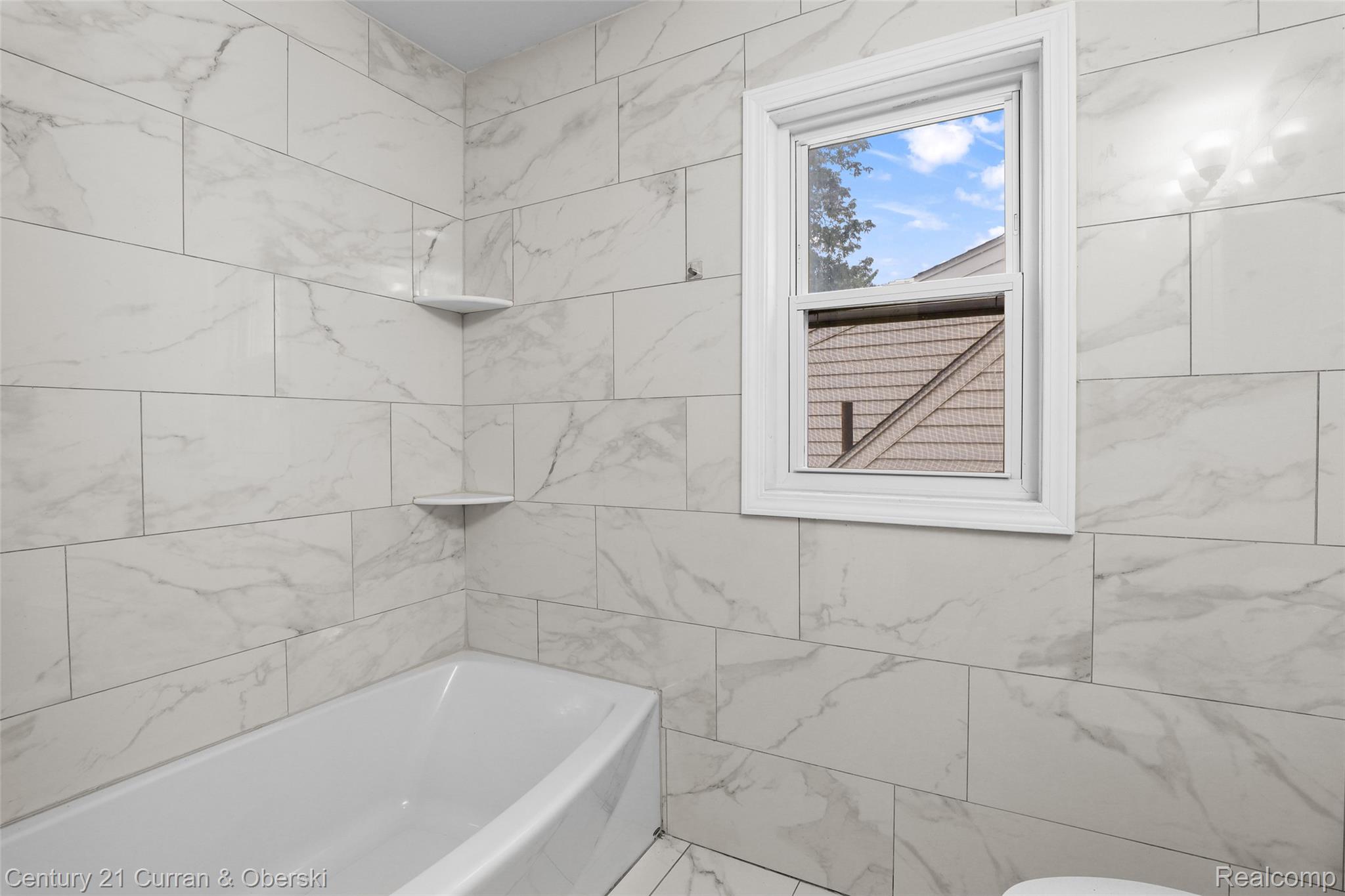 6401 Payne Avenue Property Photo 17