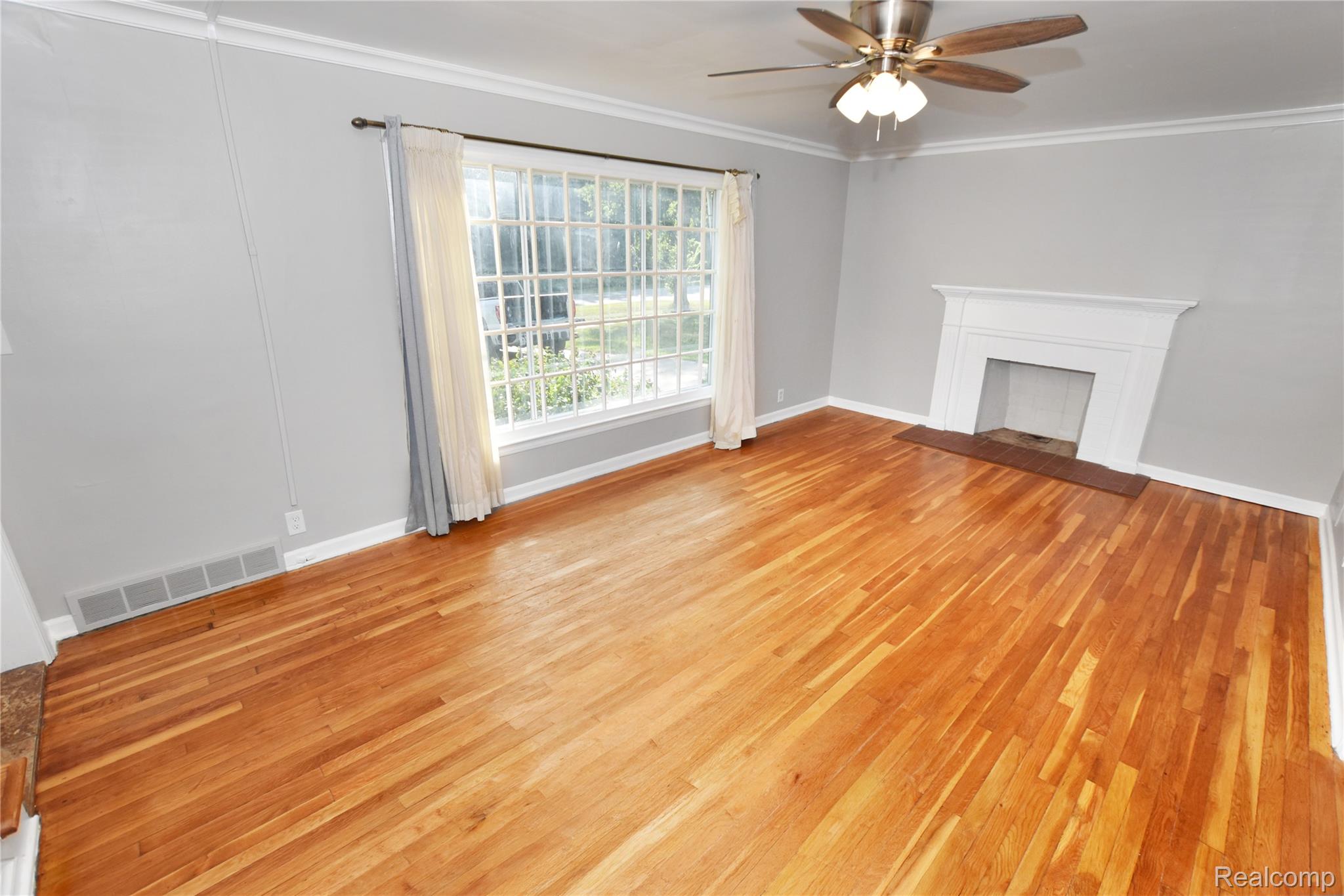 2332 Nolen Drive Property Photo 4