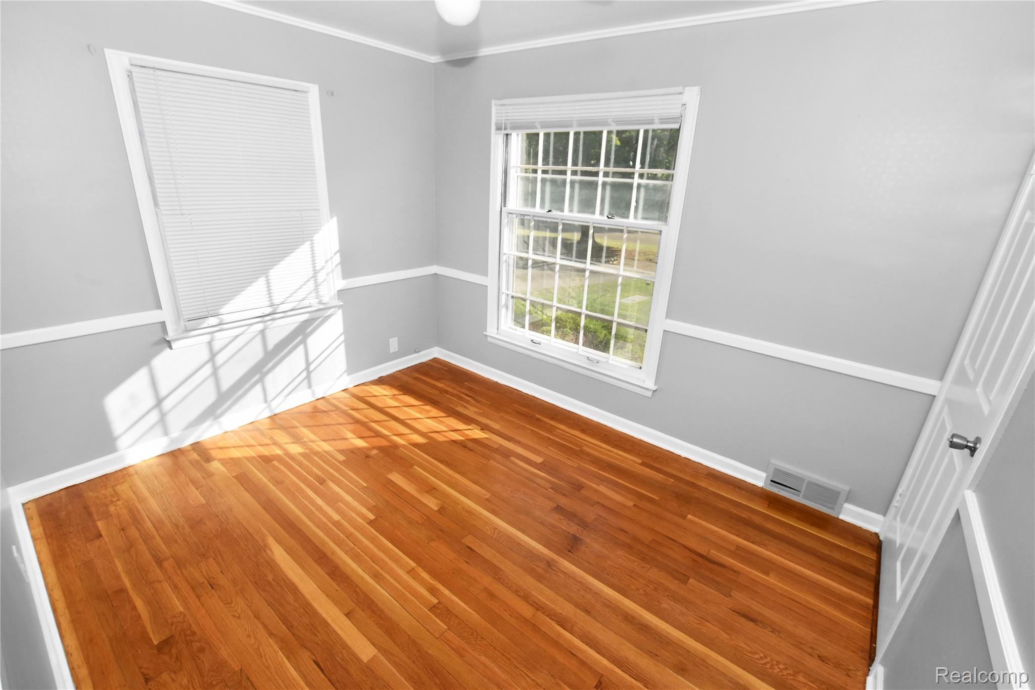 2332 Nolen Drive Property Photo 8