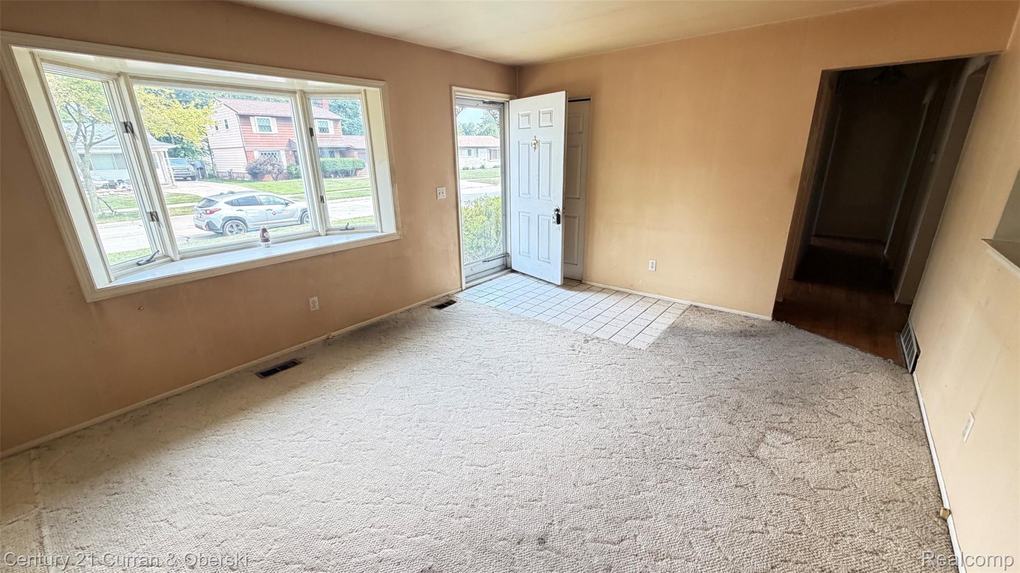 38609 Scott Drive Property Photo 4