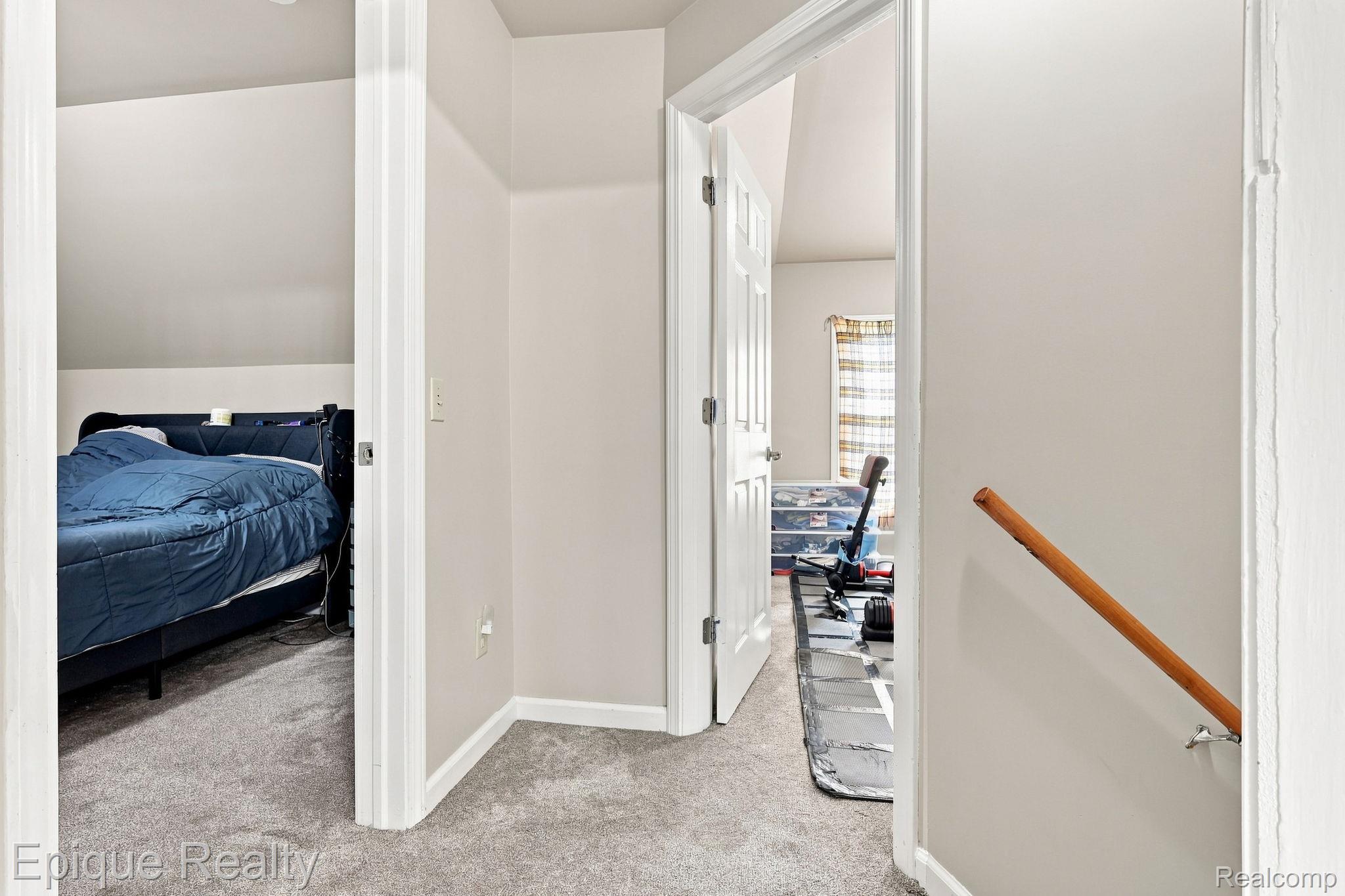 103 N Neeper Street Property Photo 26