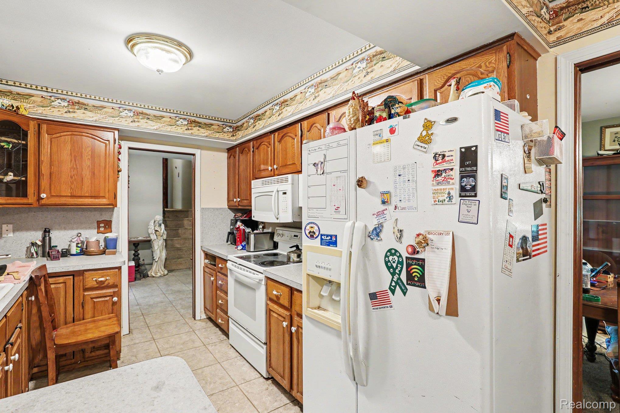 6323 Hough Road Property Photo 9