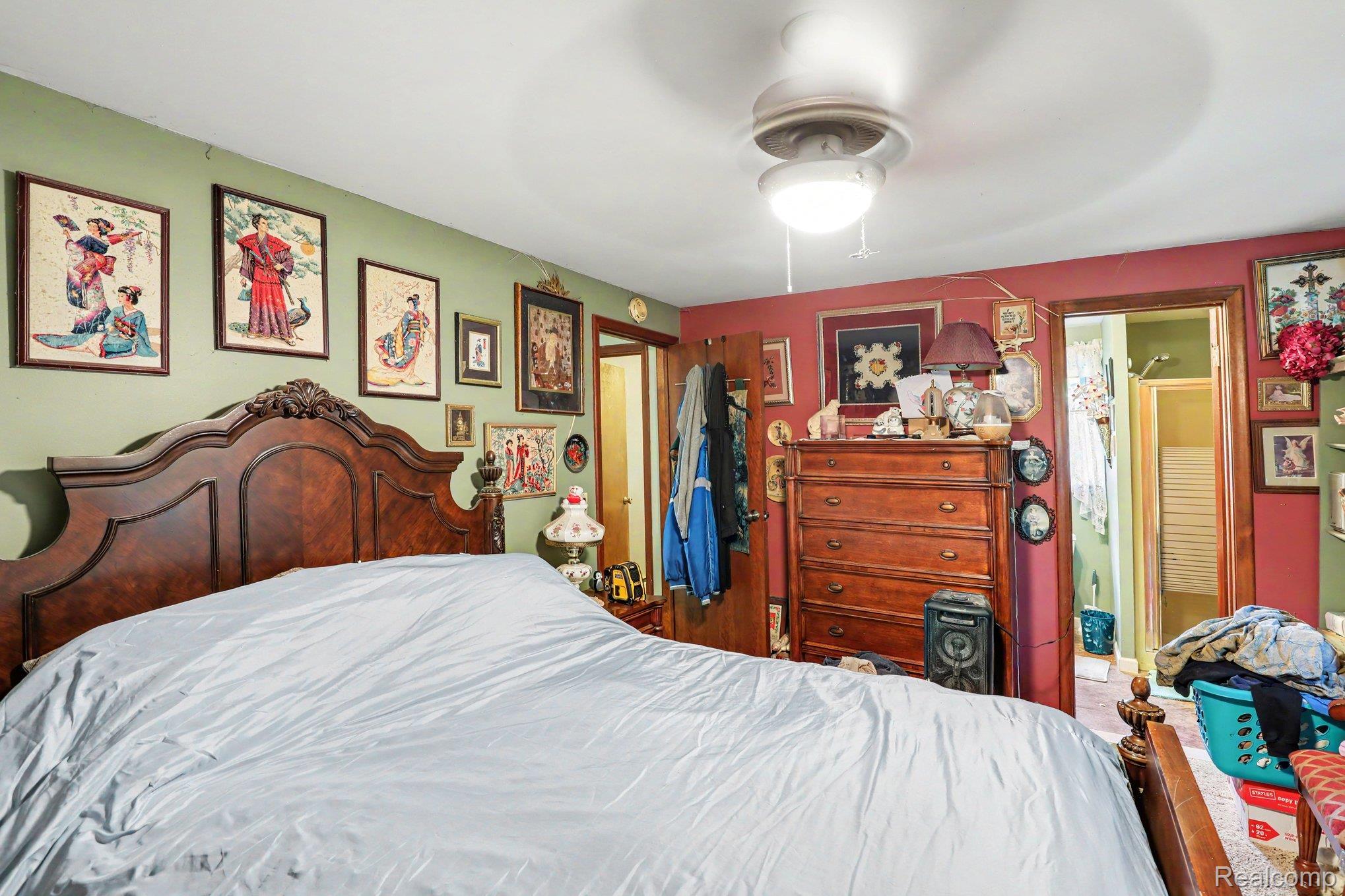6323 Hough Road Property Photo 13