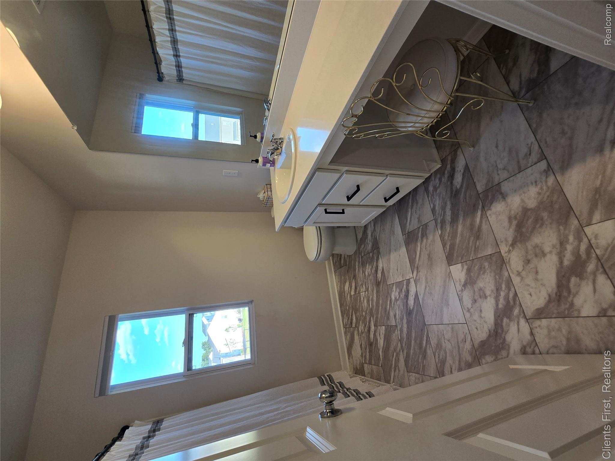 291 Quartz Way Property Photo 30