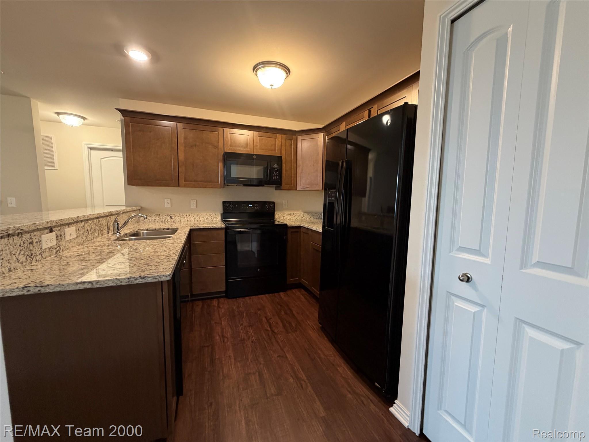 45702 Aragon Property Photo 12