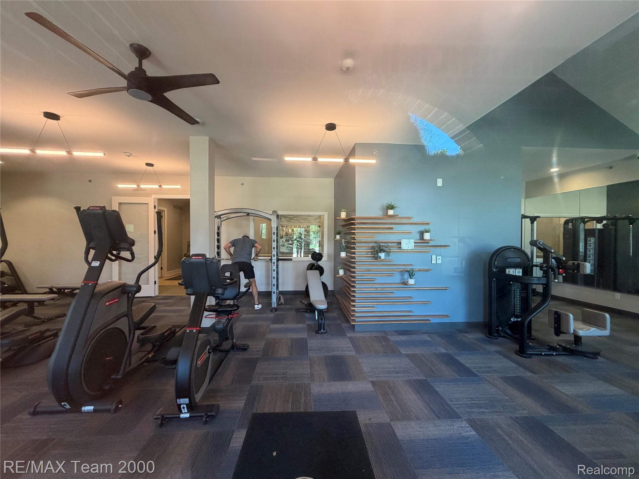 45702 Aragon Property Photo 49