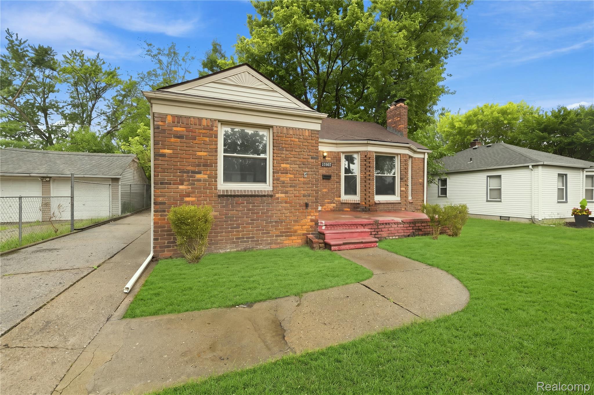21927 Curie Avenue Property Photo 21