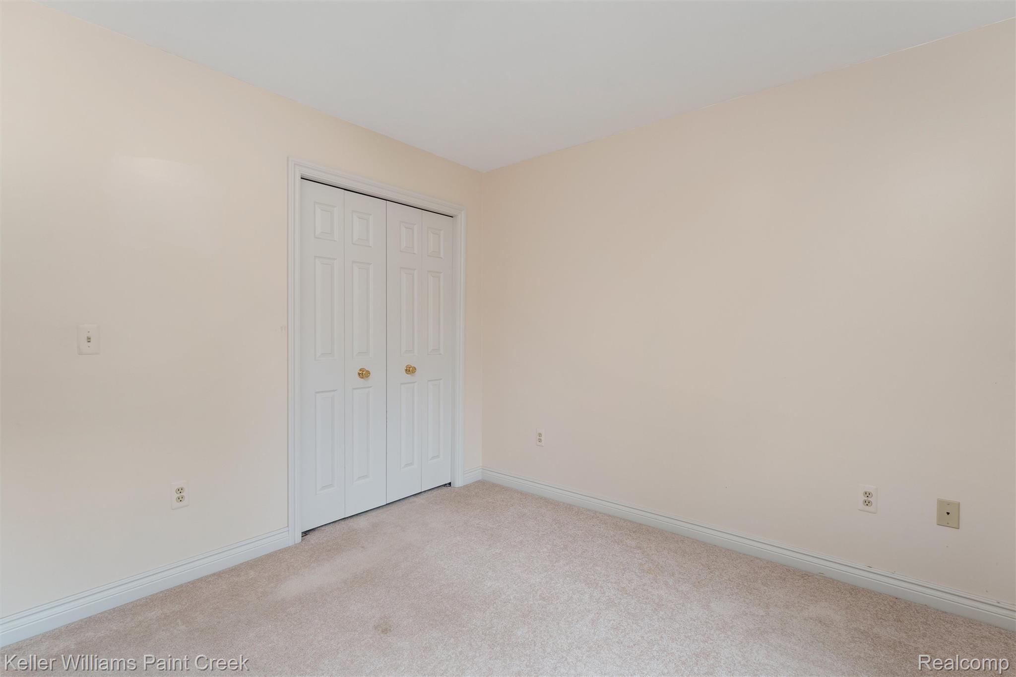 210 Mayfield Property Photo 20