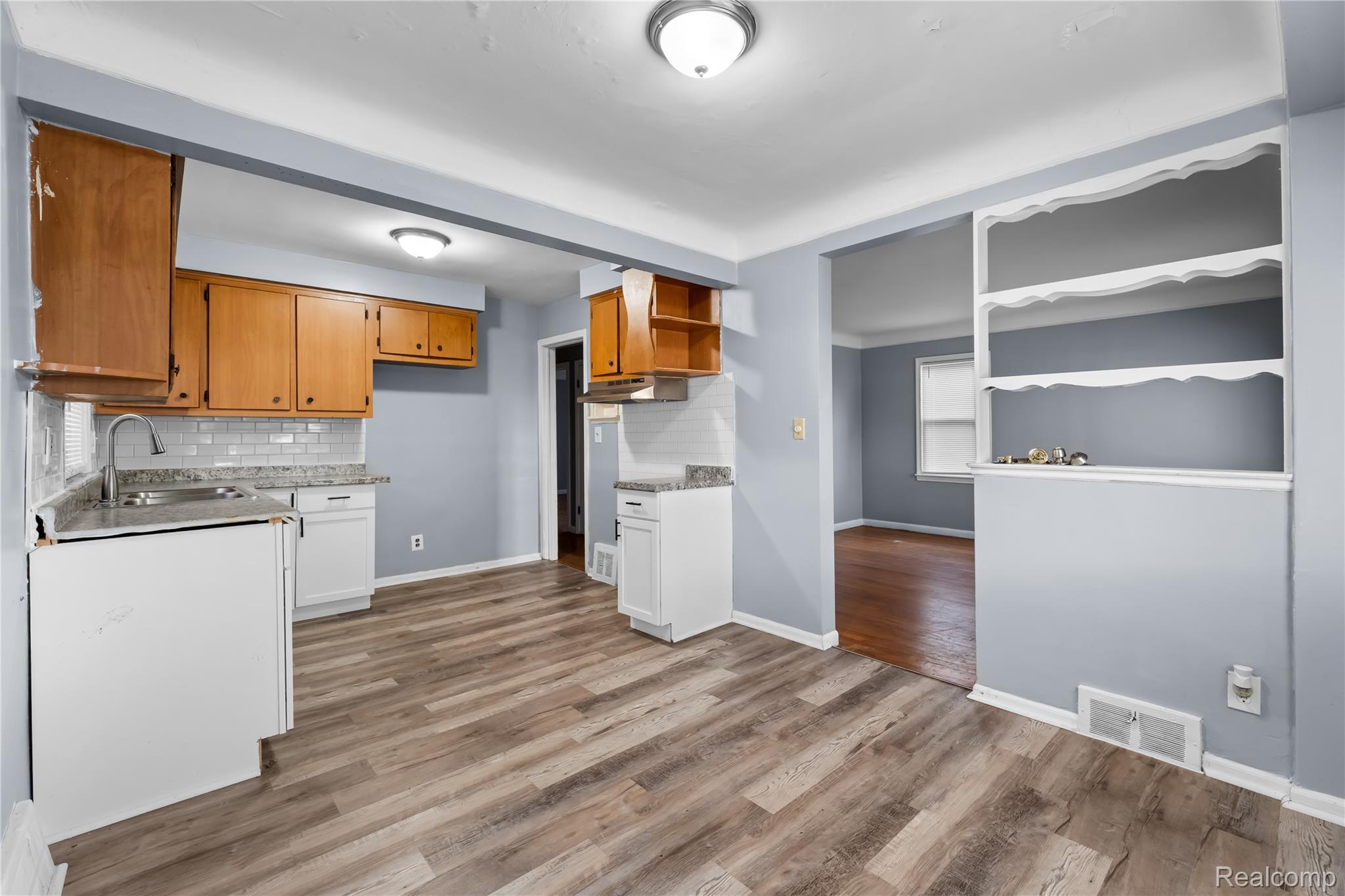 14072 Carlisle Street Property Photo 3