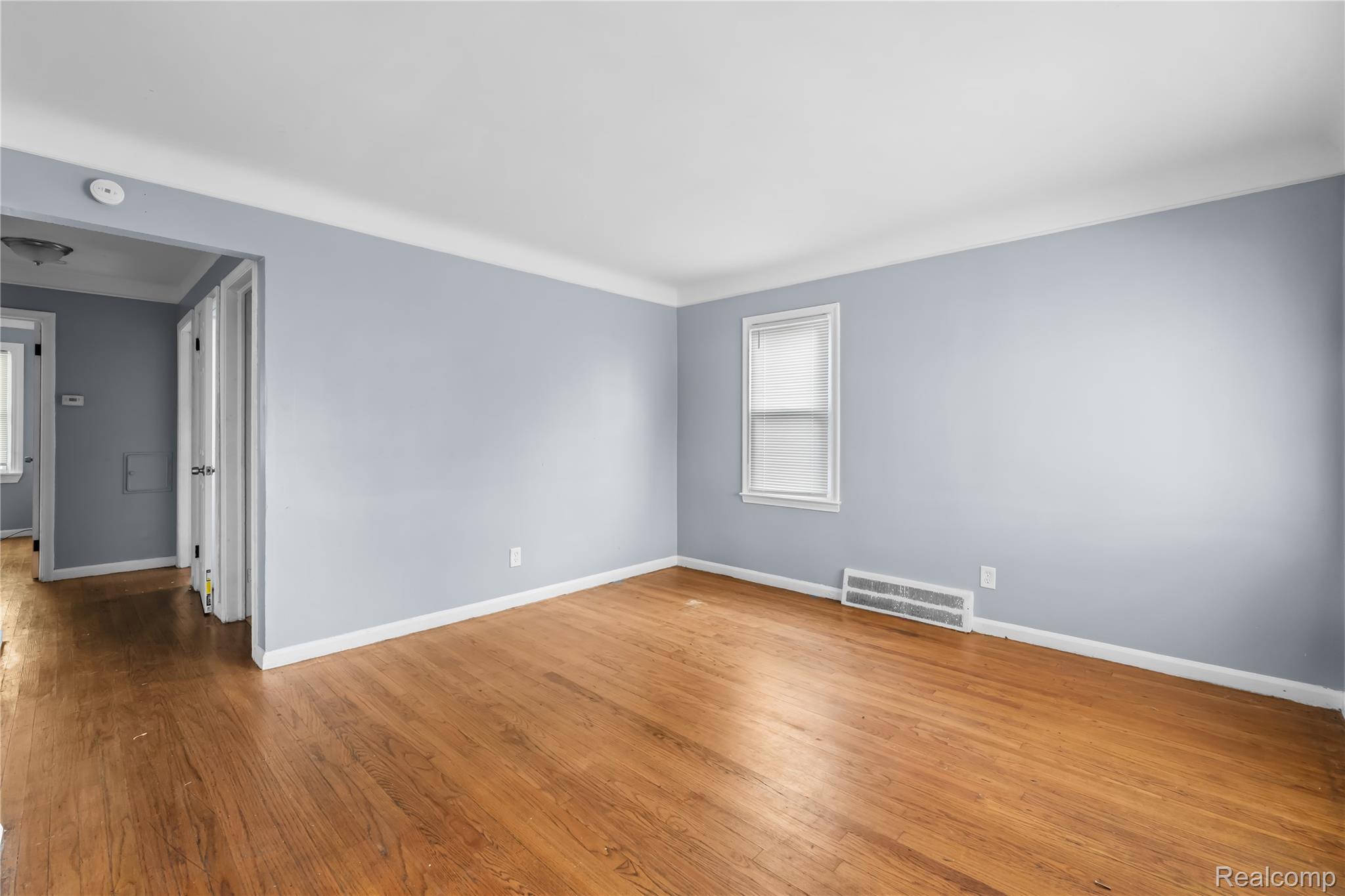 14072 Carlisle Street Property Photo 4
