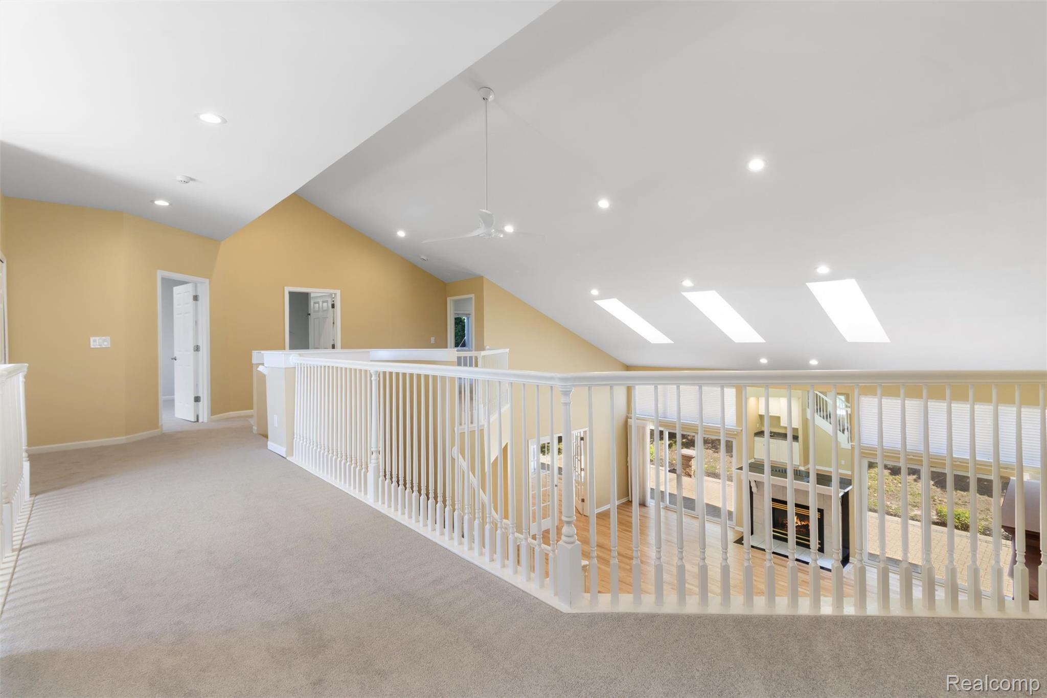 5593 Warrenshire Drive Property Photo 25
